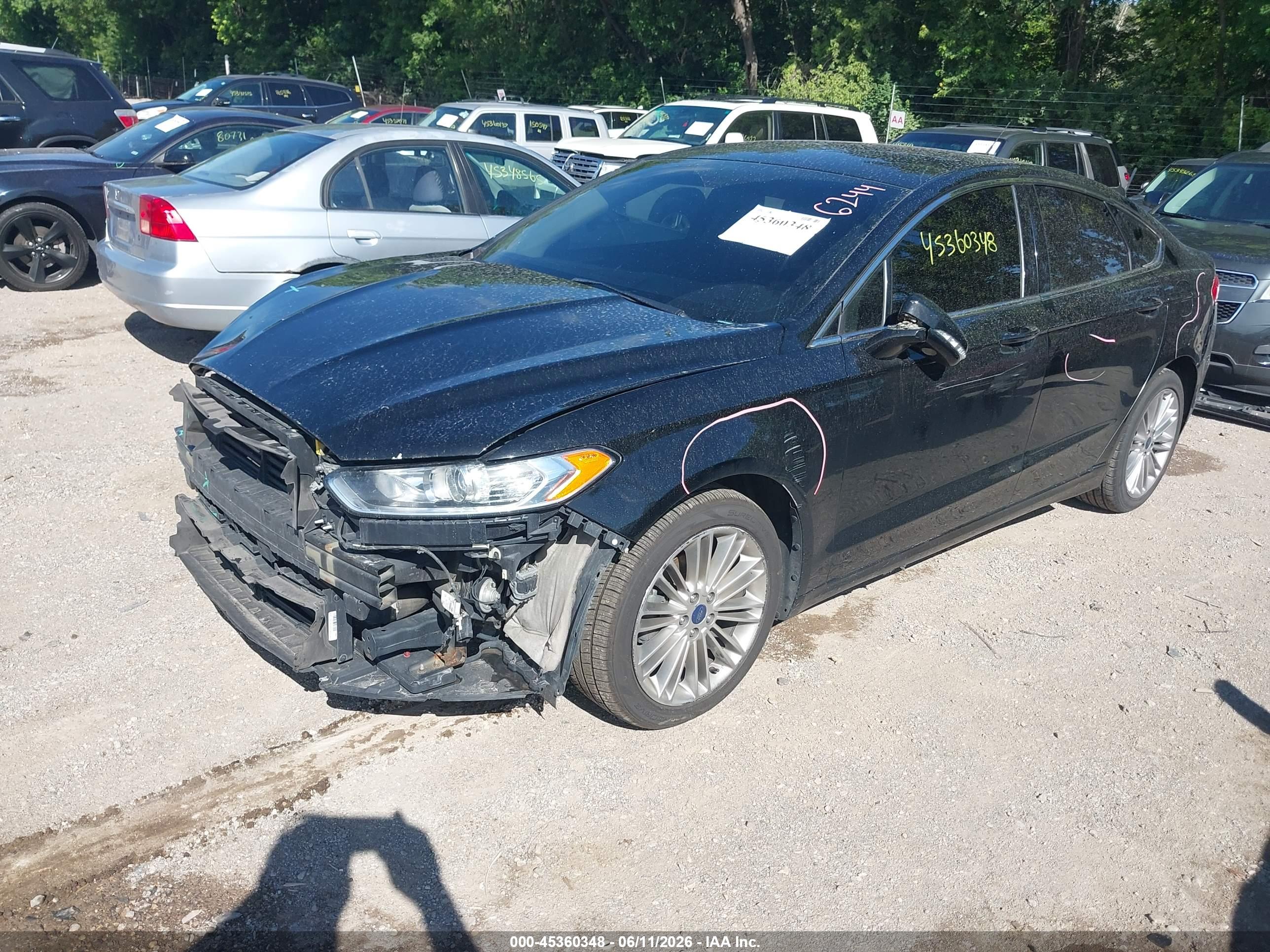FORD FUSION image 2