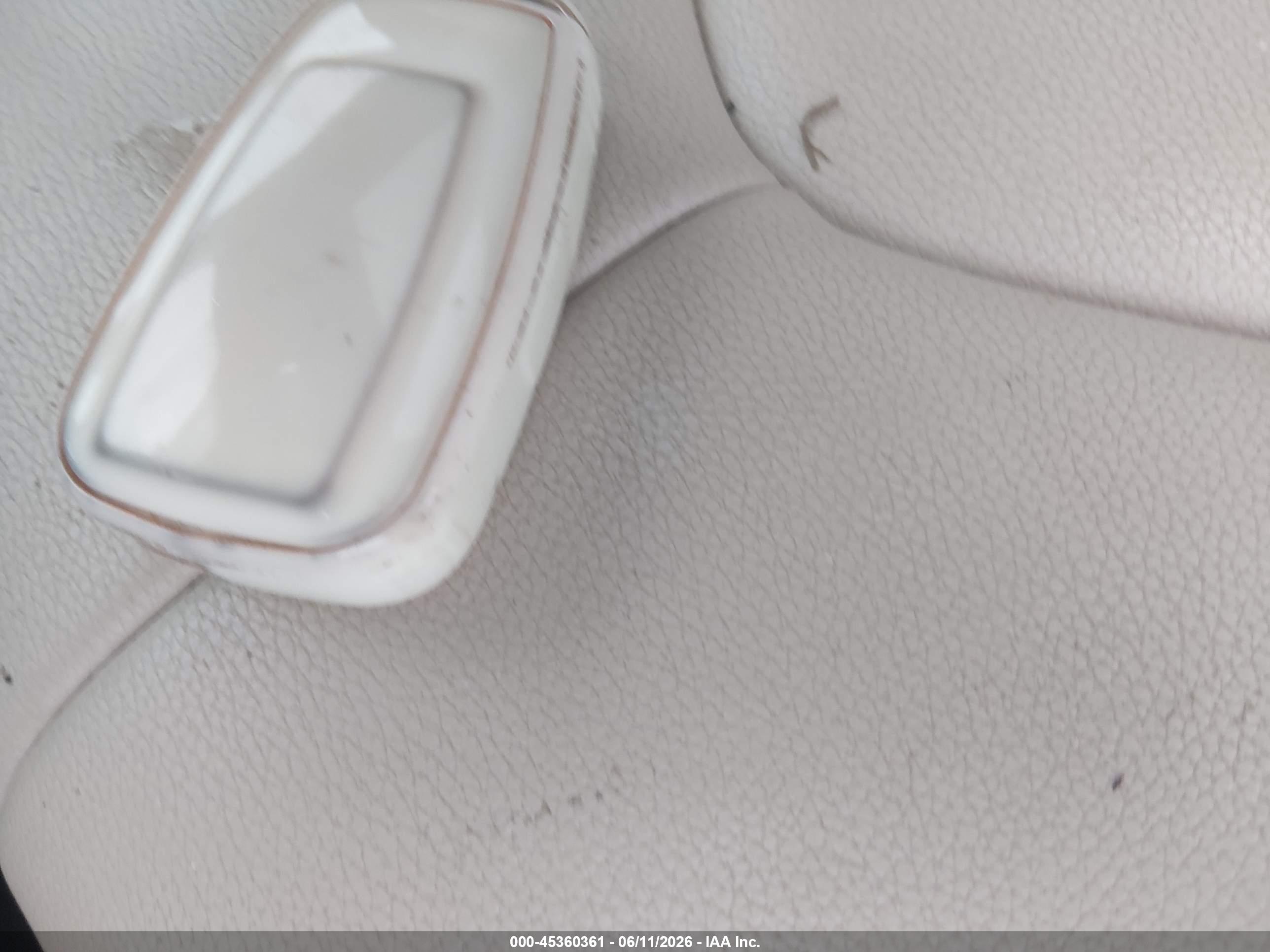TOYOTA HIGHLANDER image 11