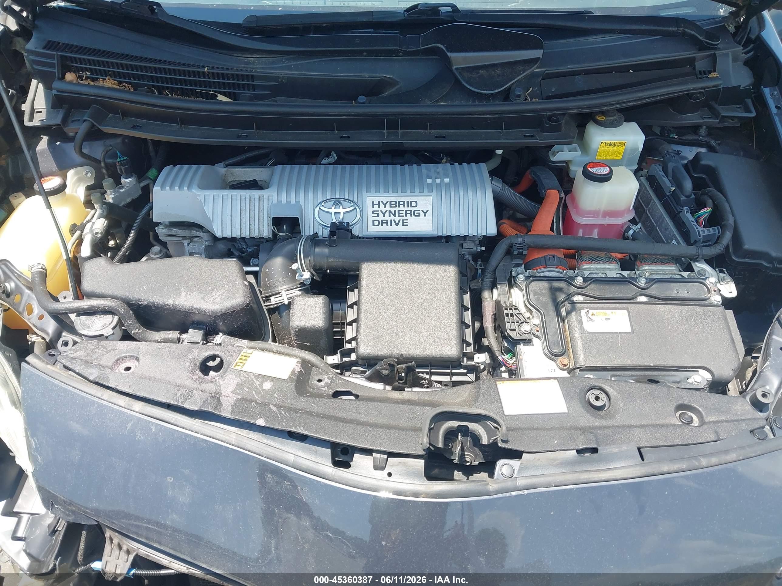 TOYOTA PRIUS image 10