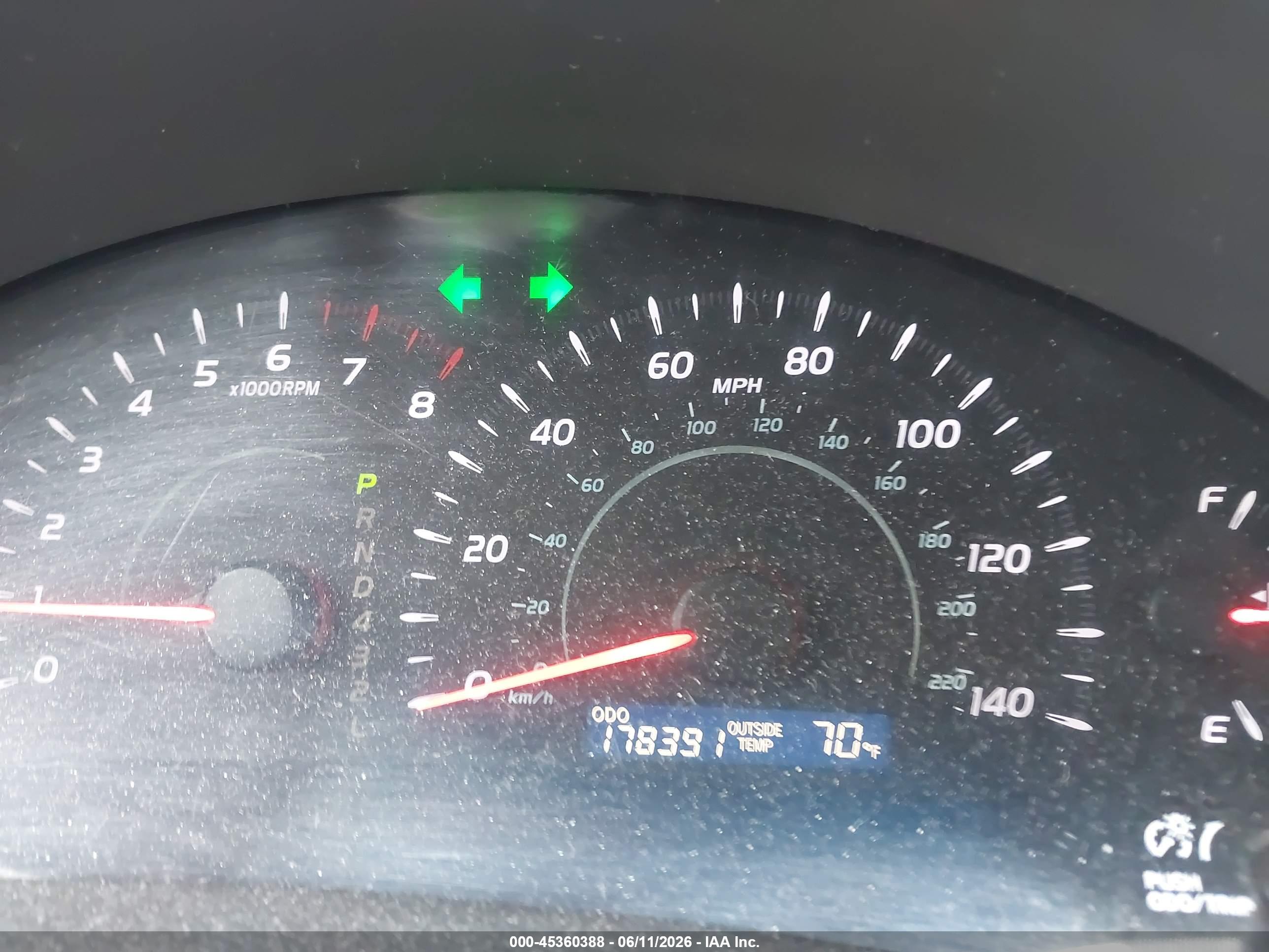 TOYOTA CAMRY image 7