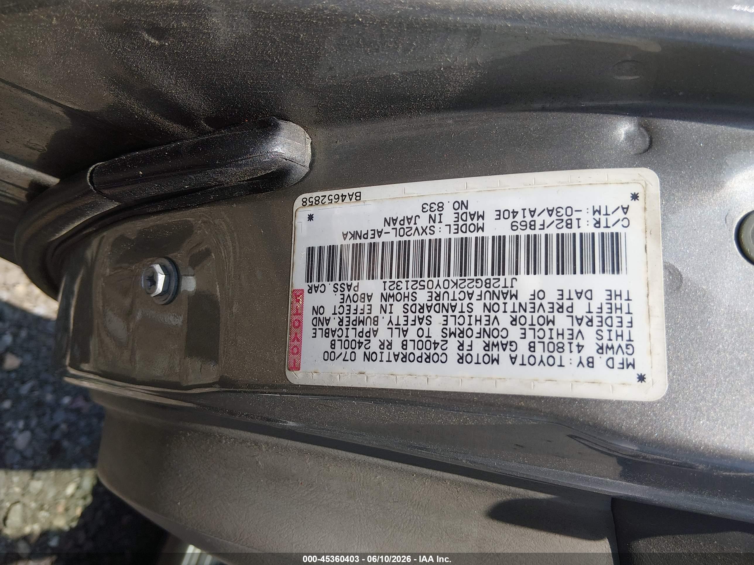 TOYOTA CAMRY image 9