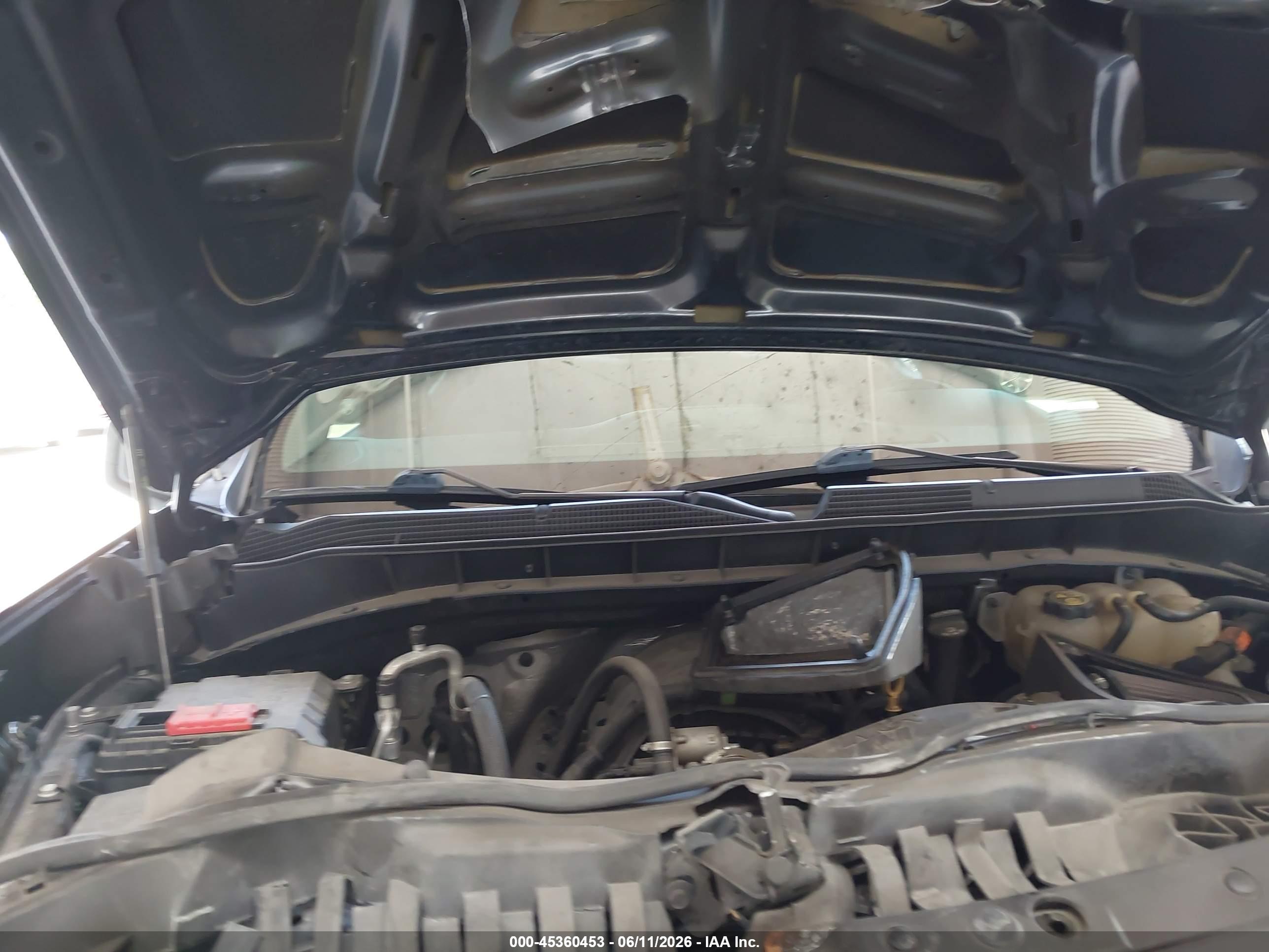 CHEVROLET SILVERADO image 10