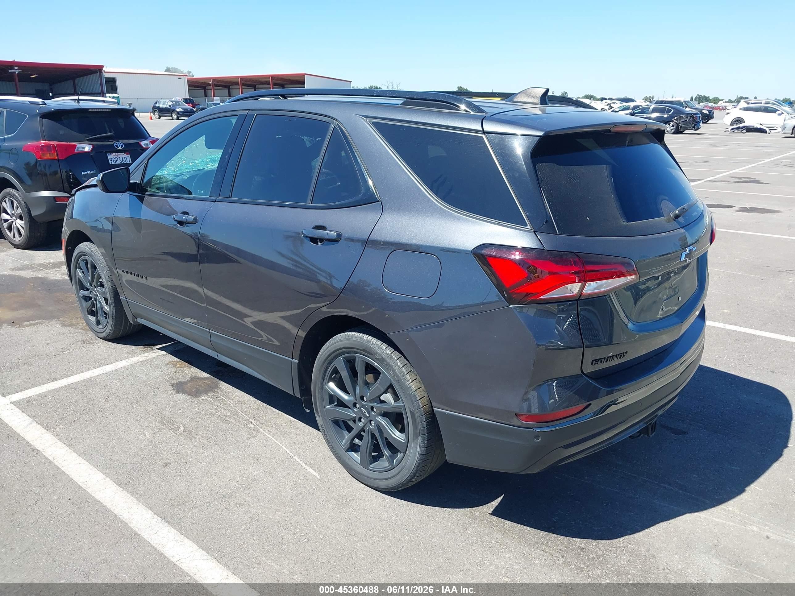 CHEVROLET EQUINOX image 3