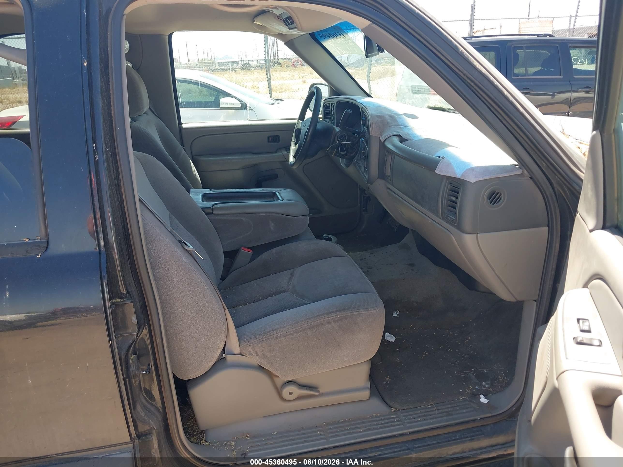 CHEVROLET TAHOE image 5