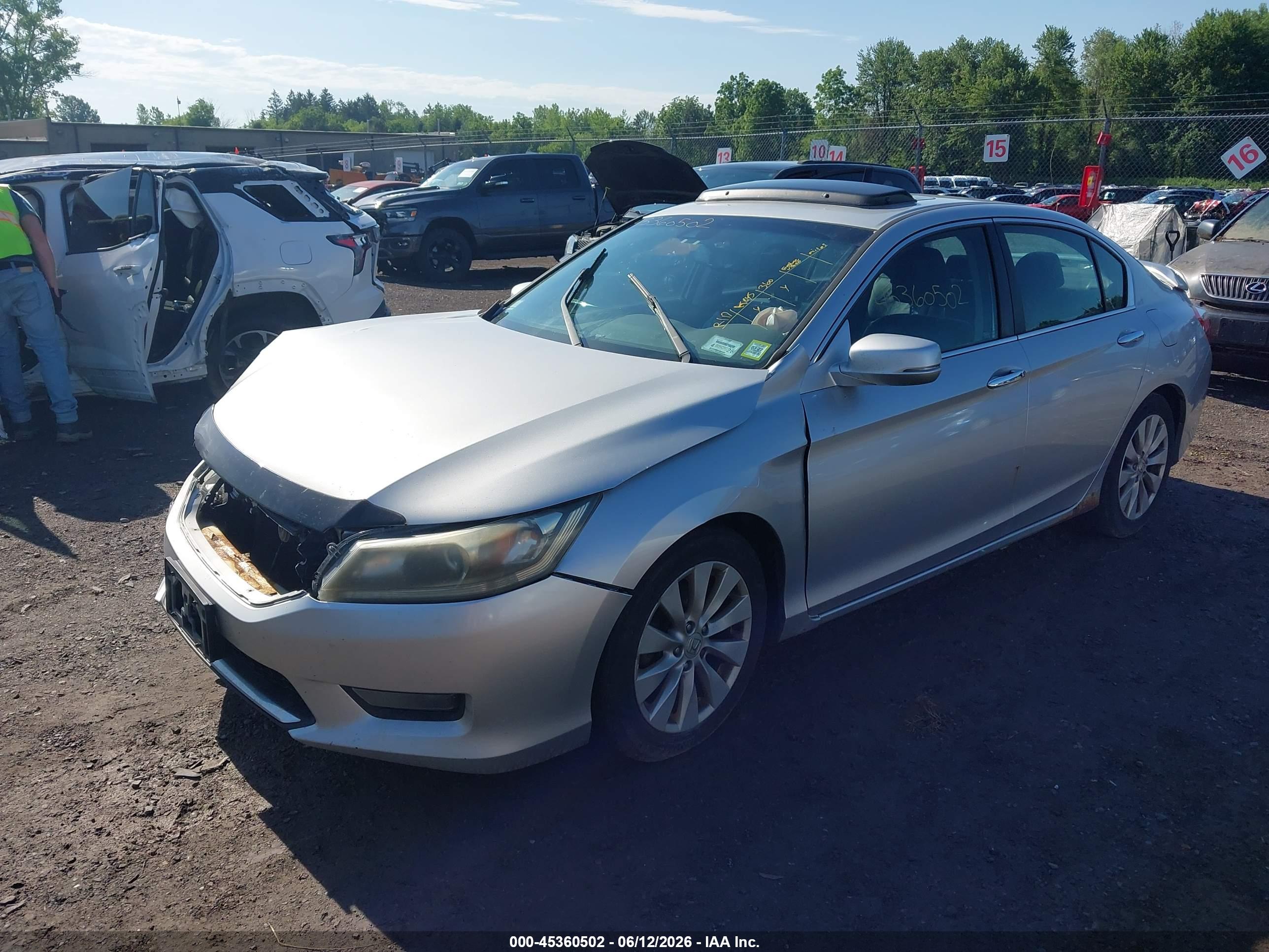 HONDA ACCORD image 2