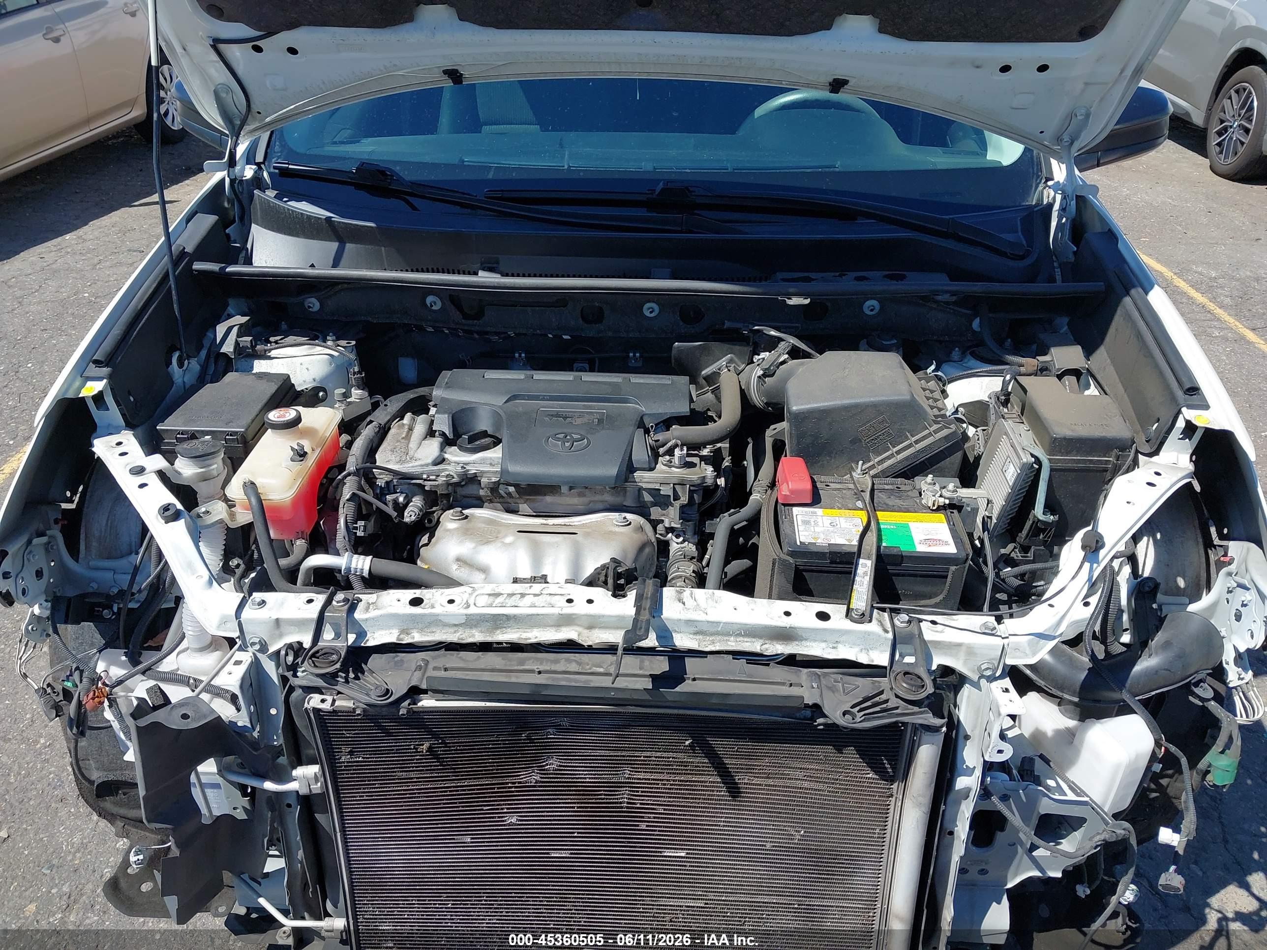 TOYOTA RAV4 image 10