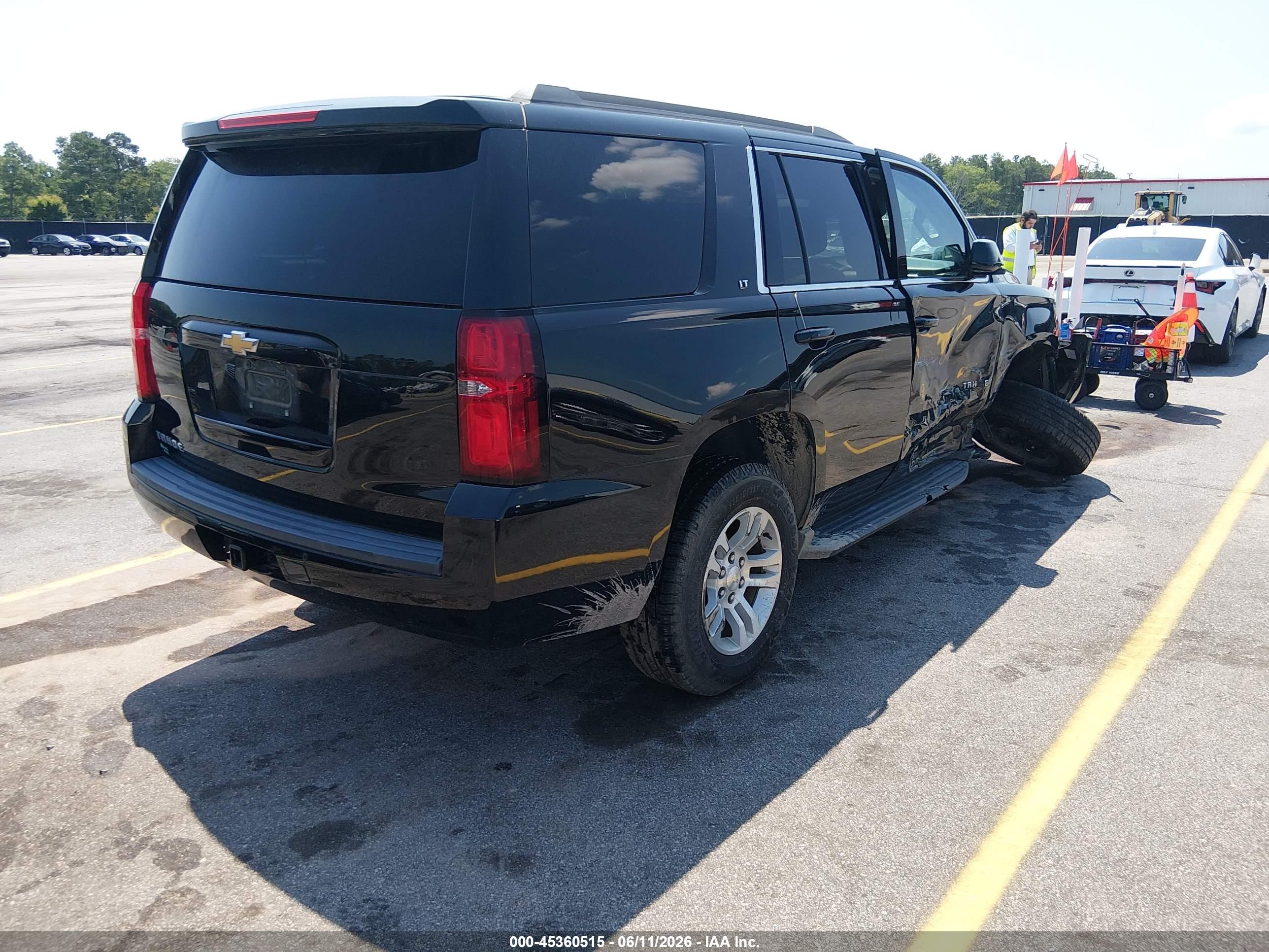CHEVROLET TAHOE image 4
