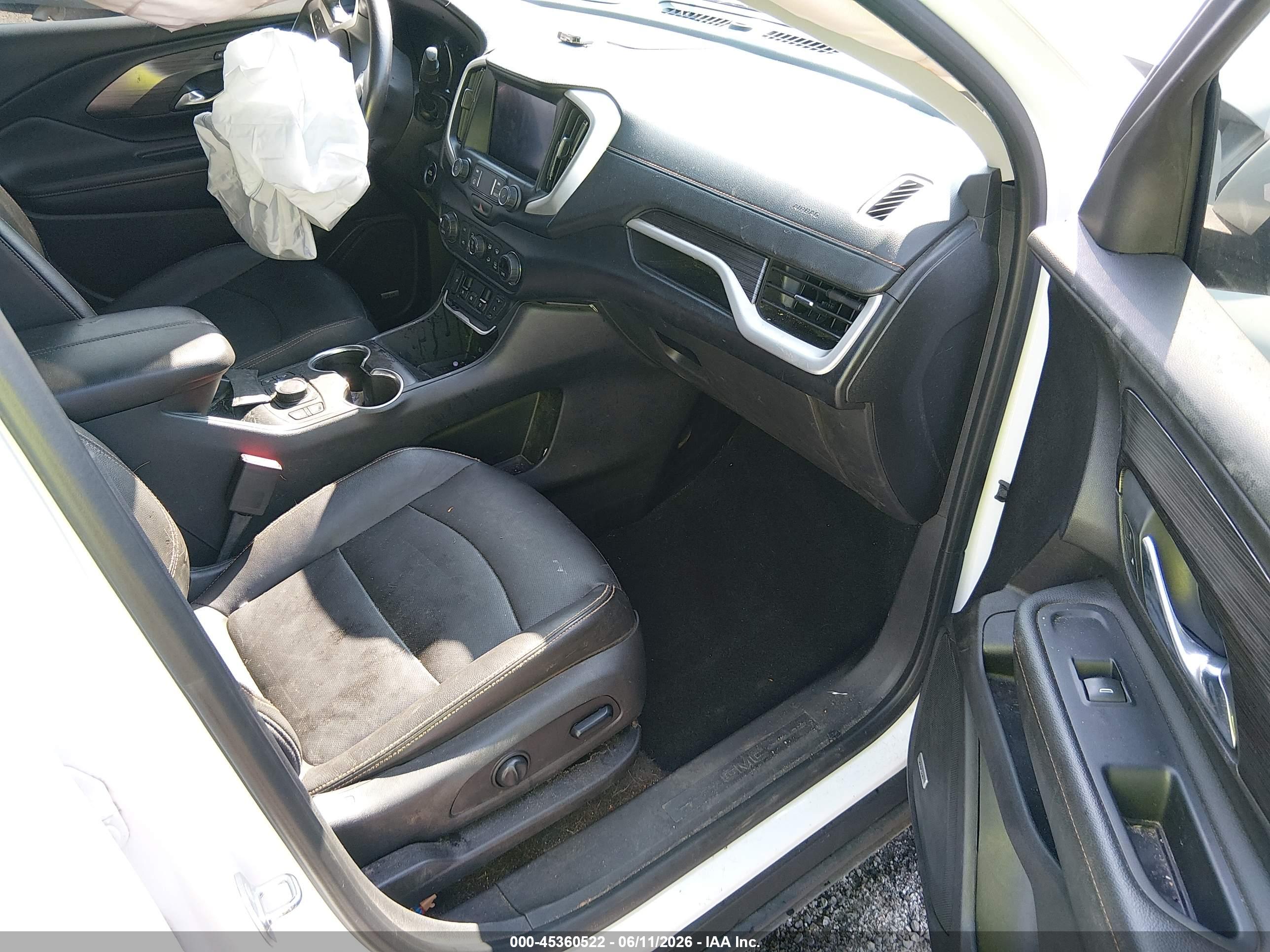 GMC TERRAIN image 5