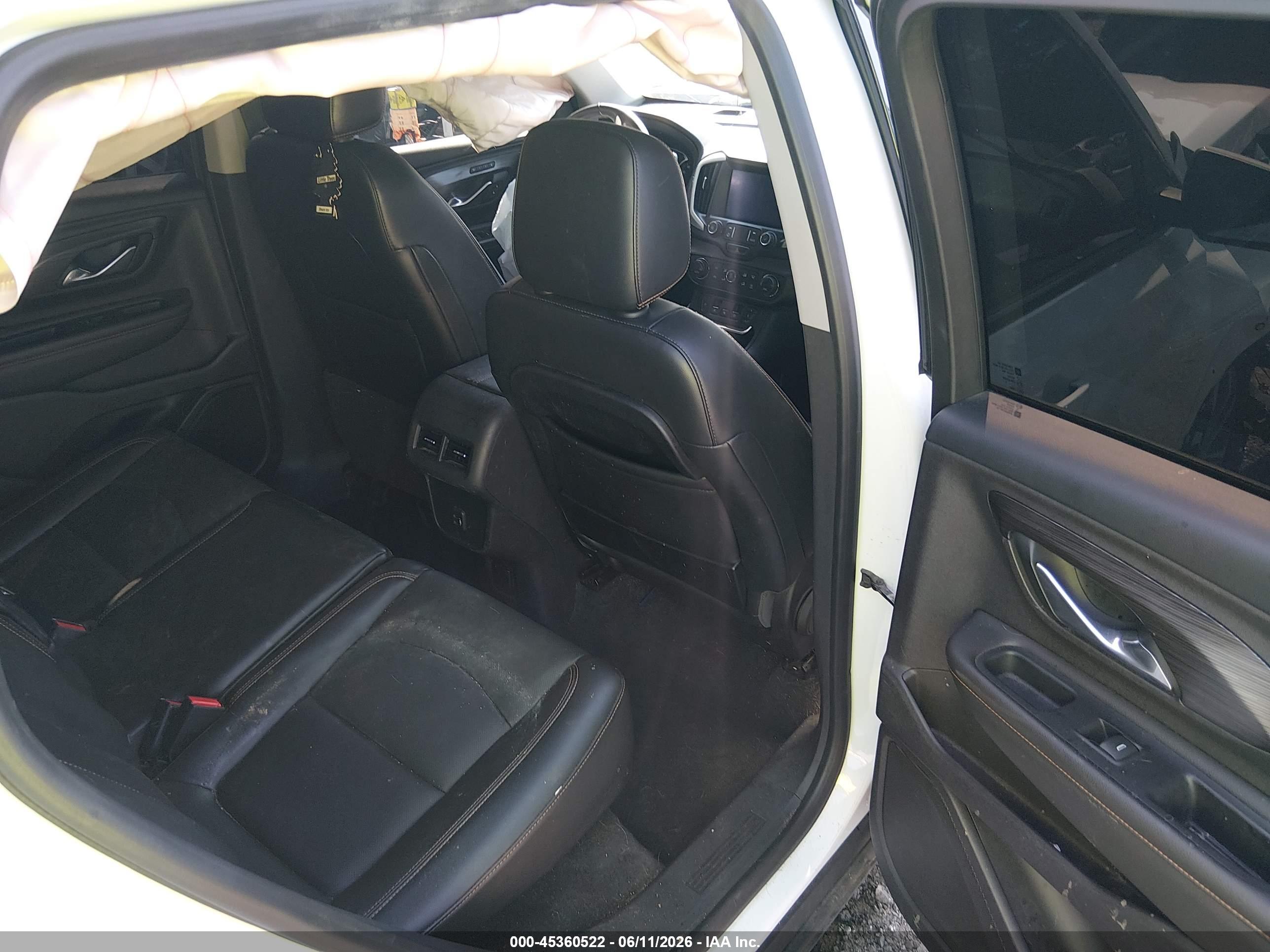 GMC TERRAIN image 8