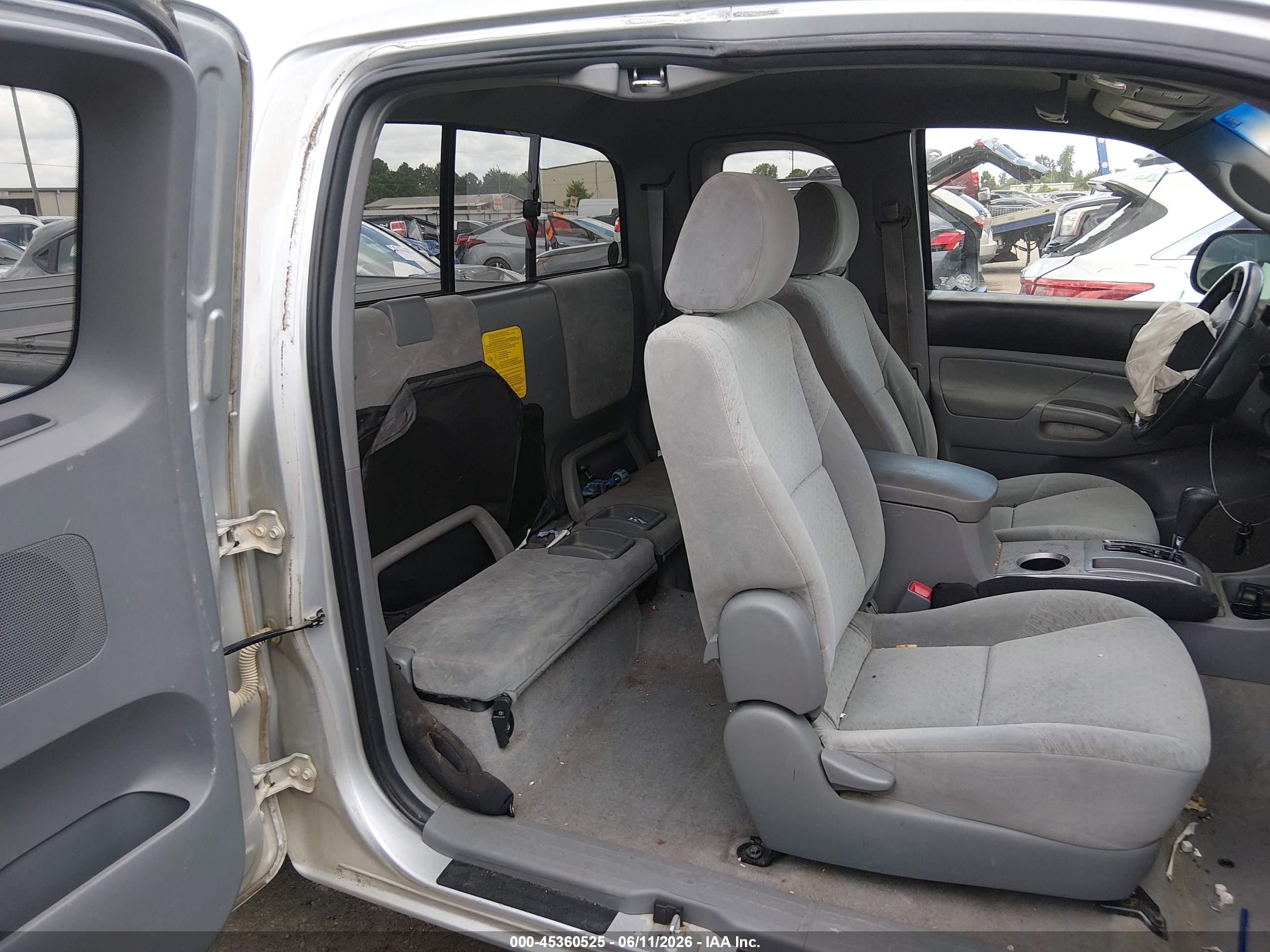 TOYOTA TACOMA image 8