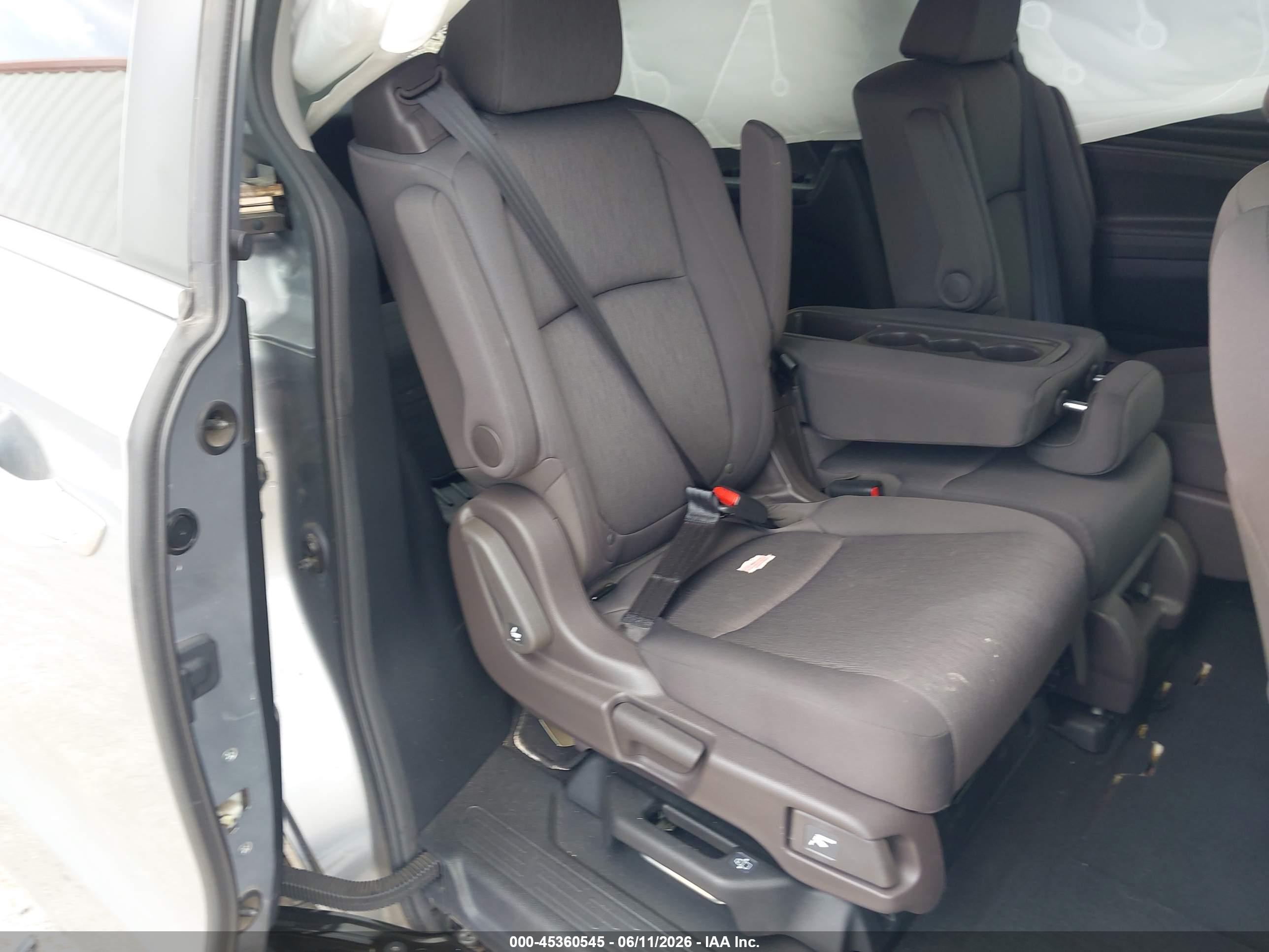 HONDA ODYSSEY image 8