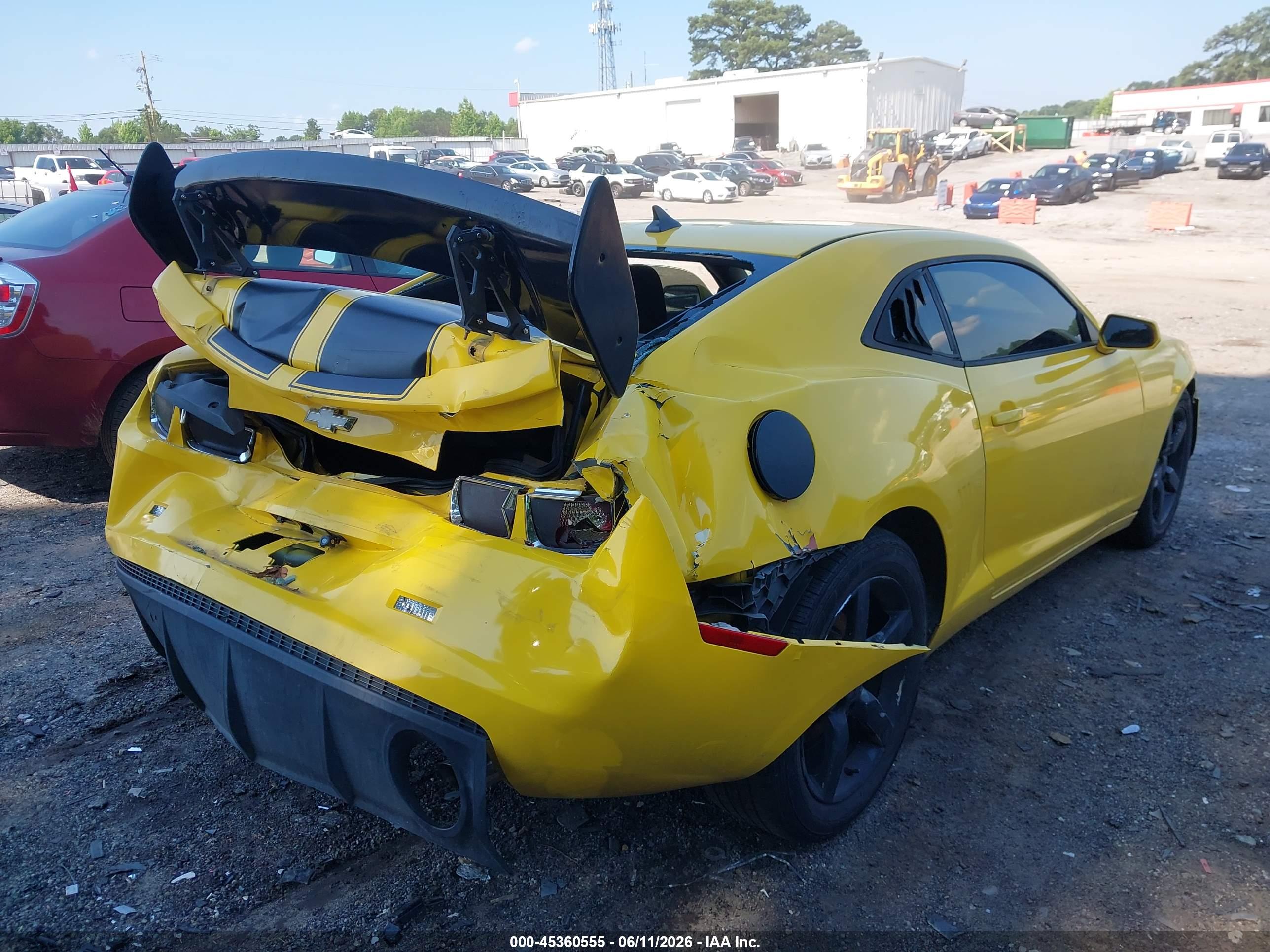 CHEVROLET CAMARO image 6