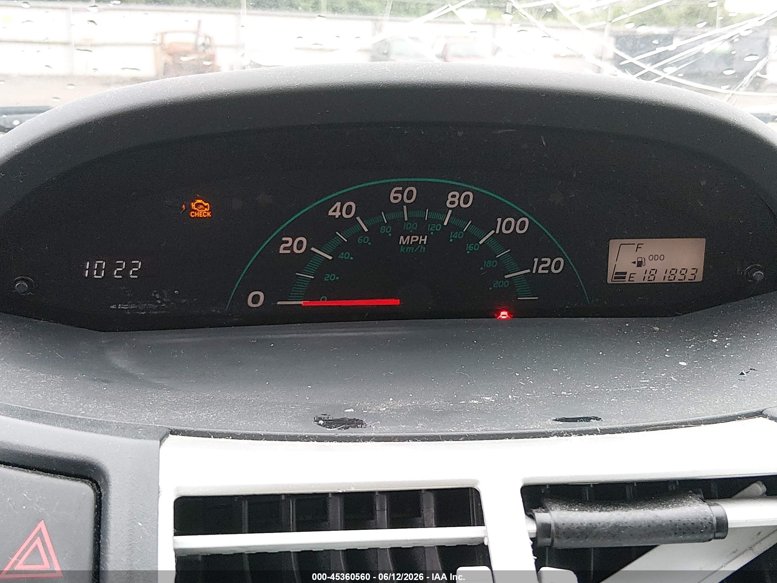 TOYOTA YARIS image 7