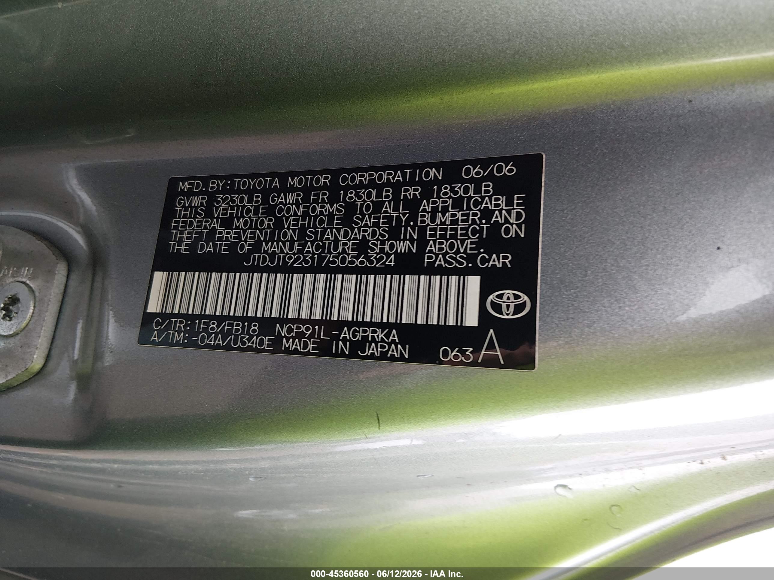 TOYOTA YARIS image 9