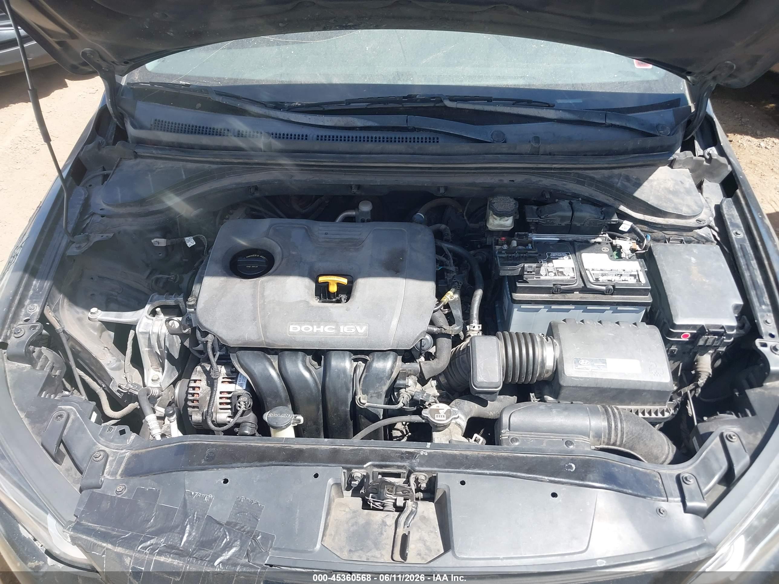 HYUNDAI ELANTRA image 10
