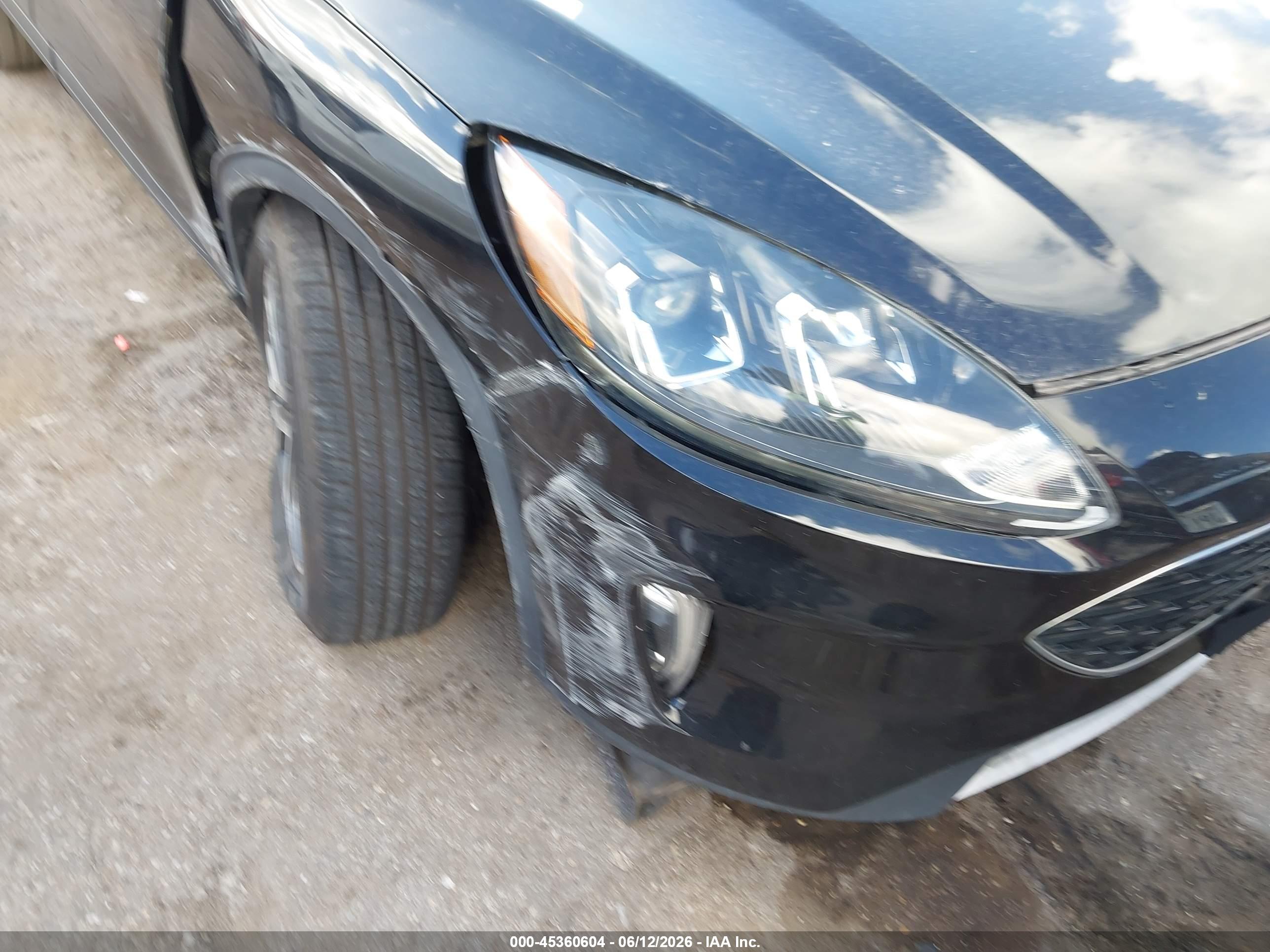 FORD ESCAPE image 6