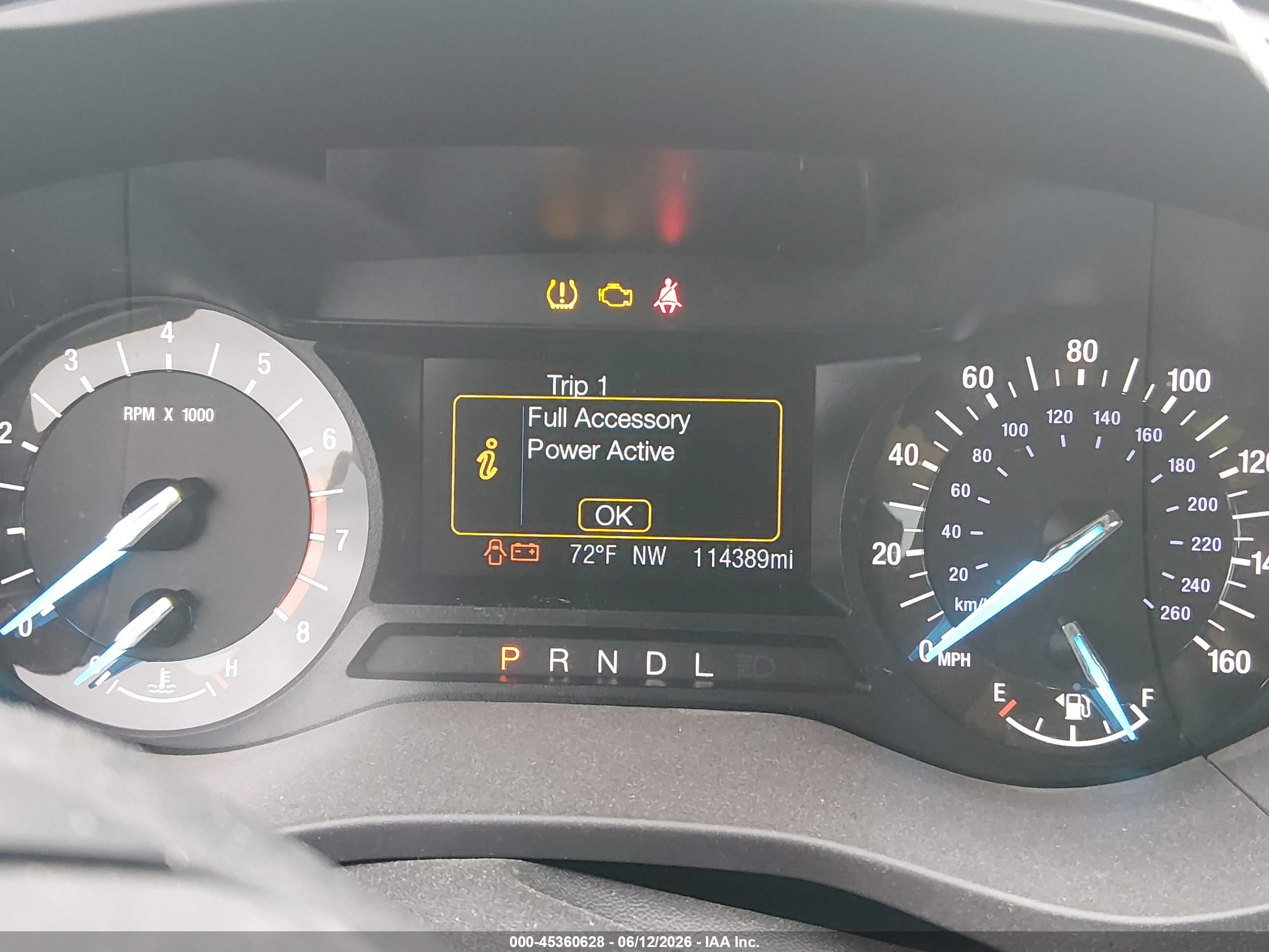 FORD FUSION image 7
