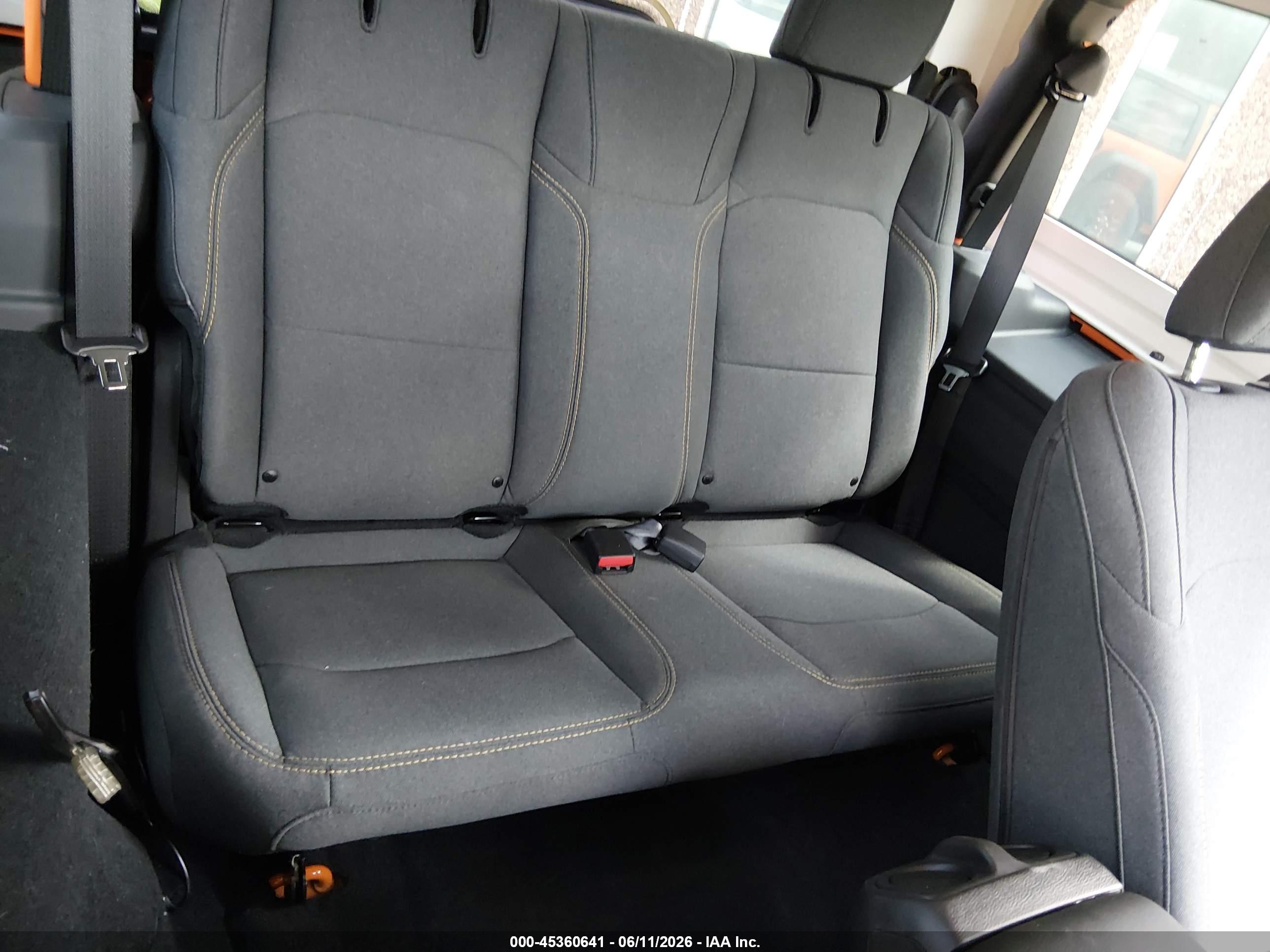 JEEP WRANGLER image 8