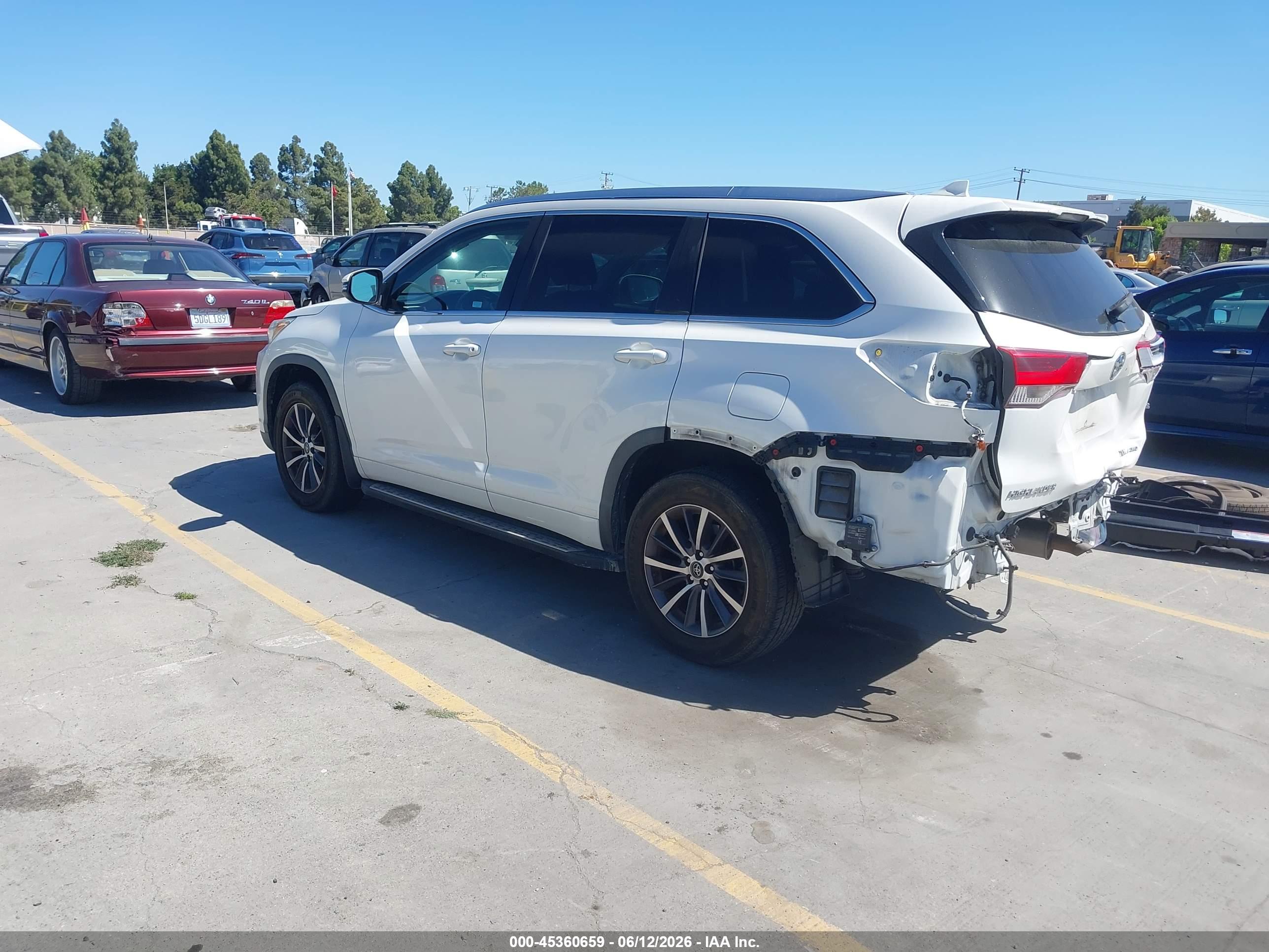 TOYOTA HIGHLANDER image 3