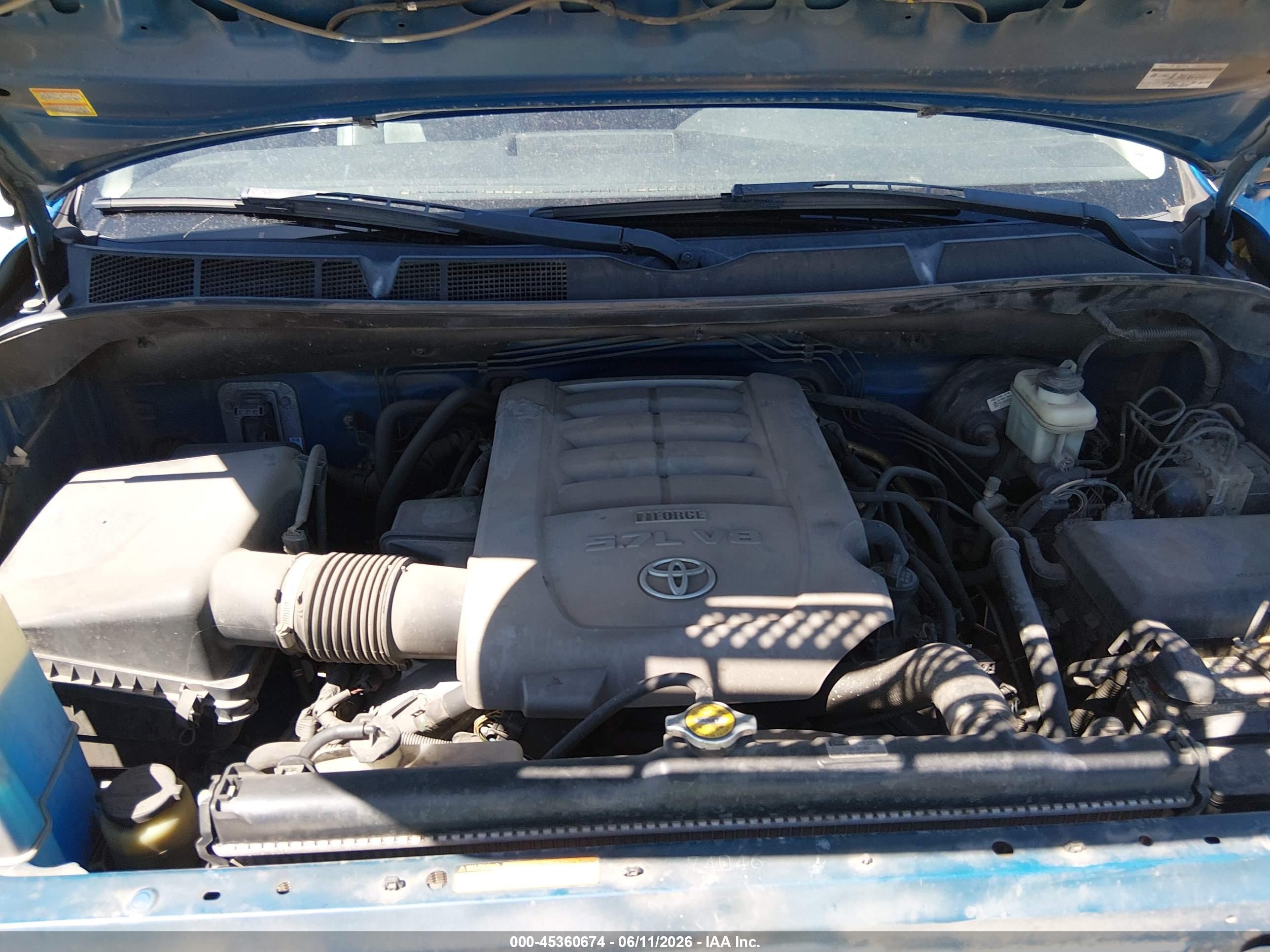 TOYOTA TUNDRA image 10