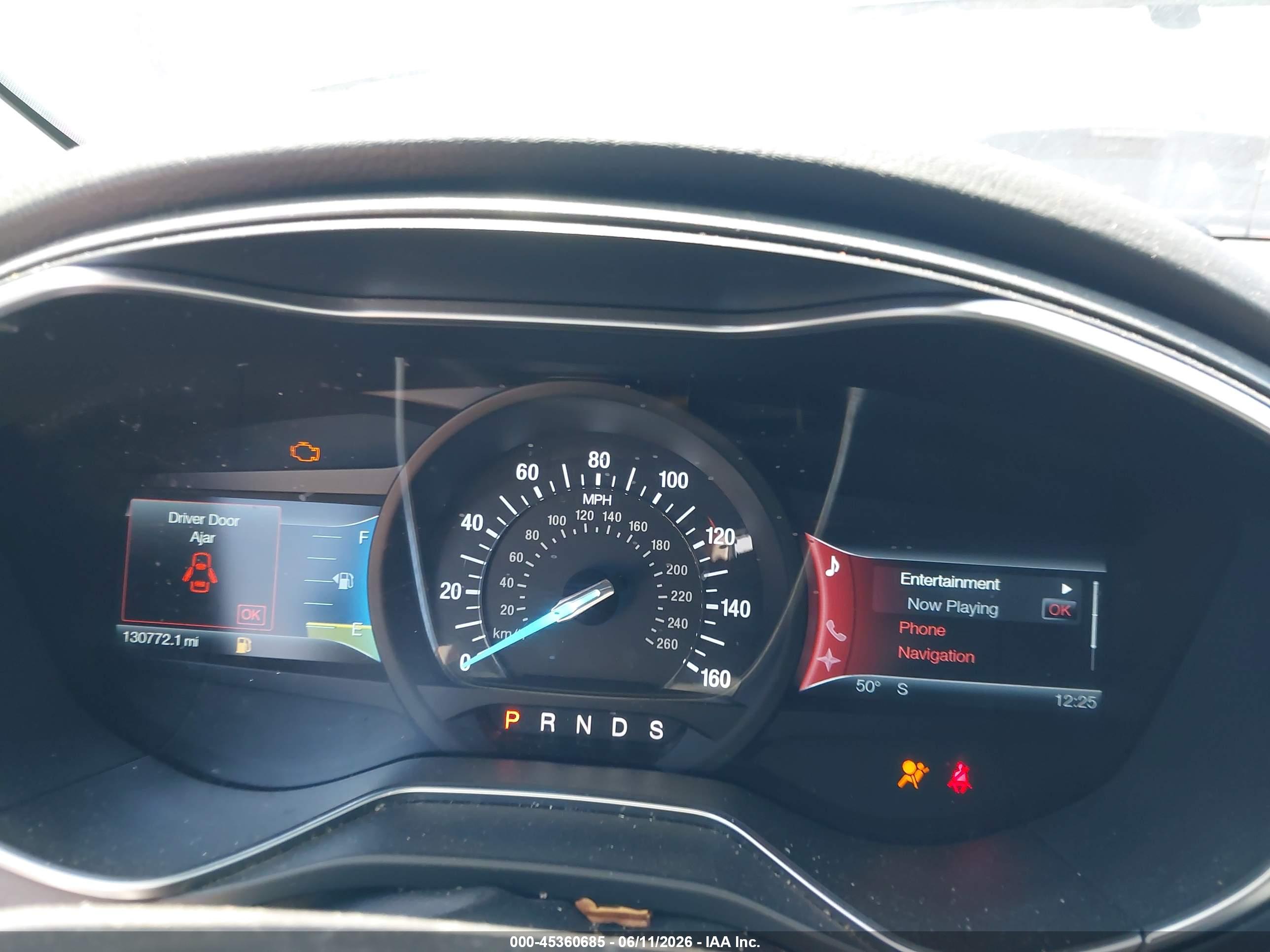 FORD FUSION image 7