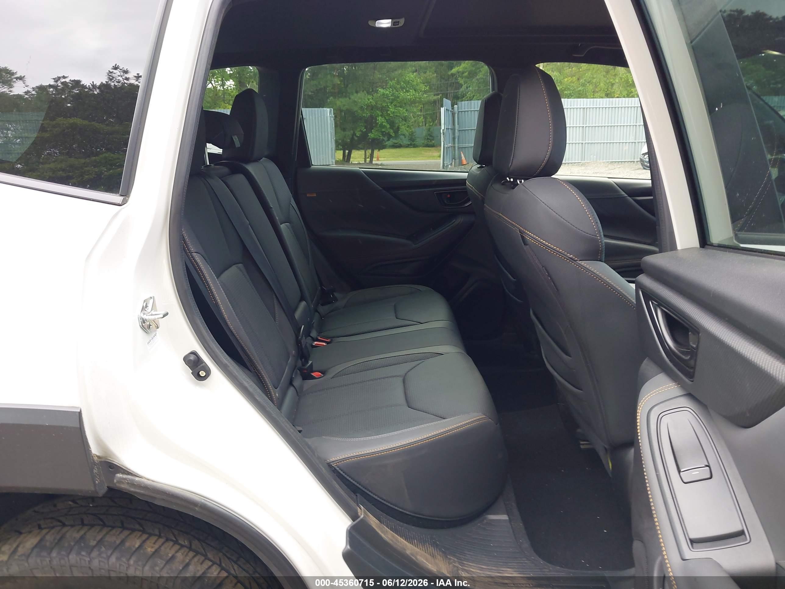 SUBARU FORESTER image 8
