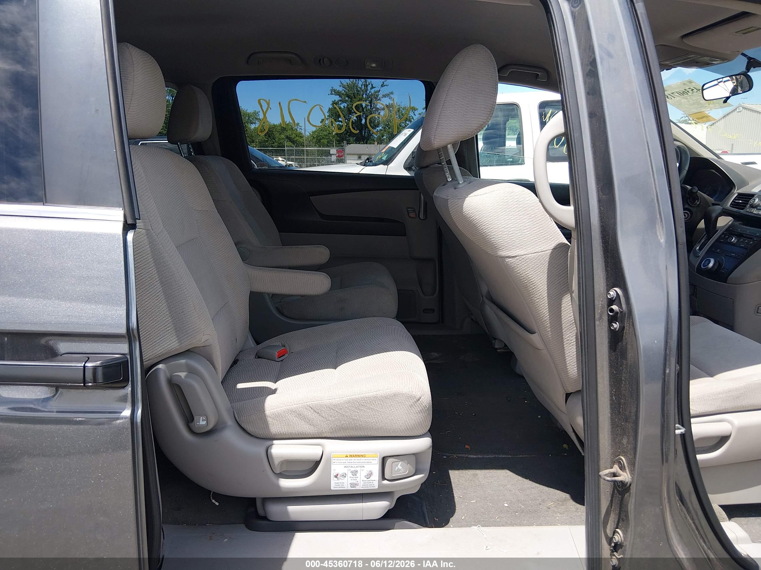 HONDA ODYSSEY image 8