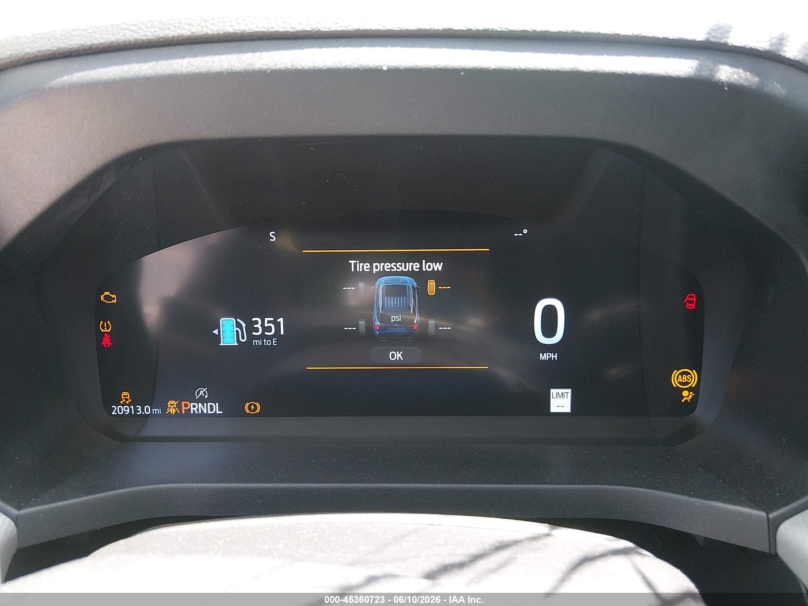 FORD EXPLORER image 7