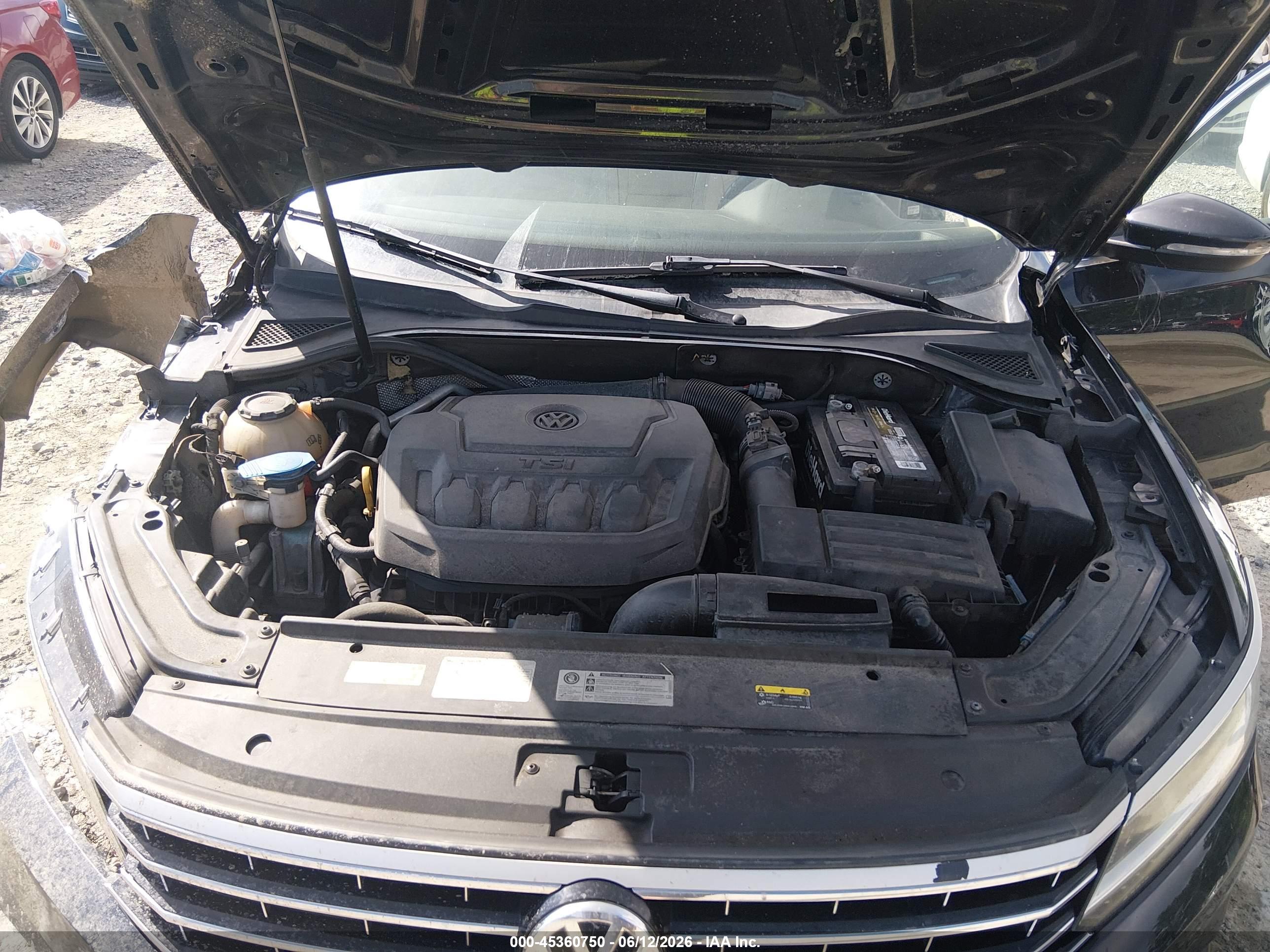 VOLKSWAGEN PASSAT image 10