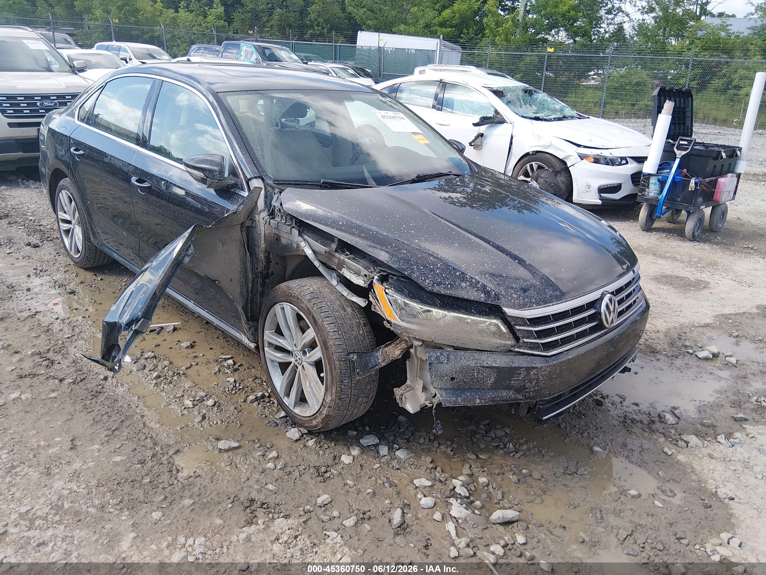 VOLKSWAGEN PASSAT image 6