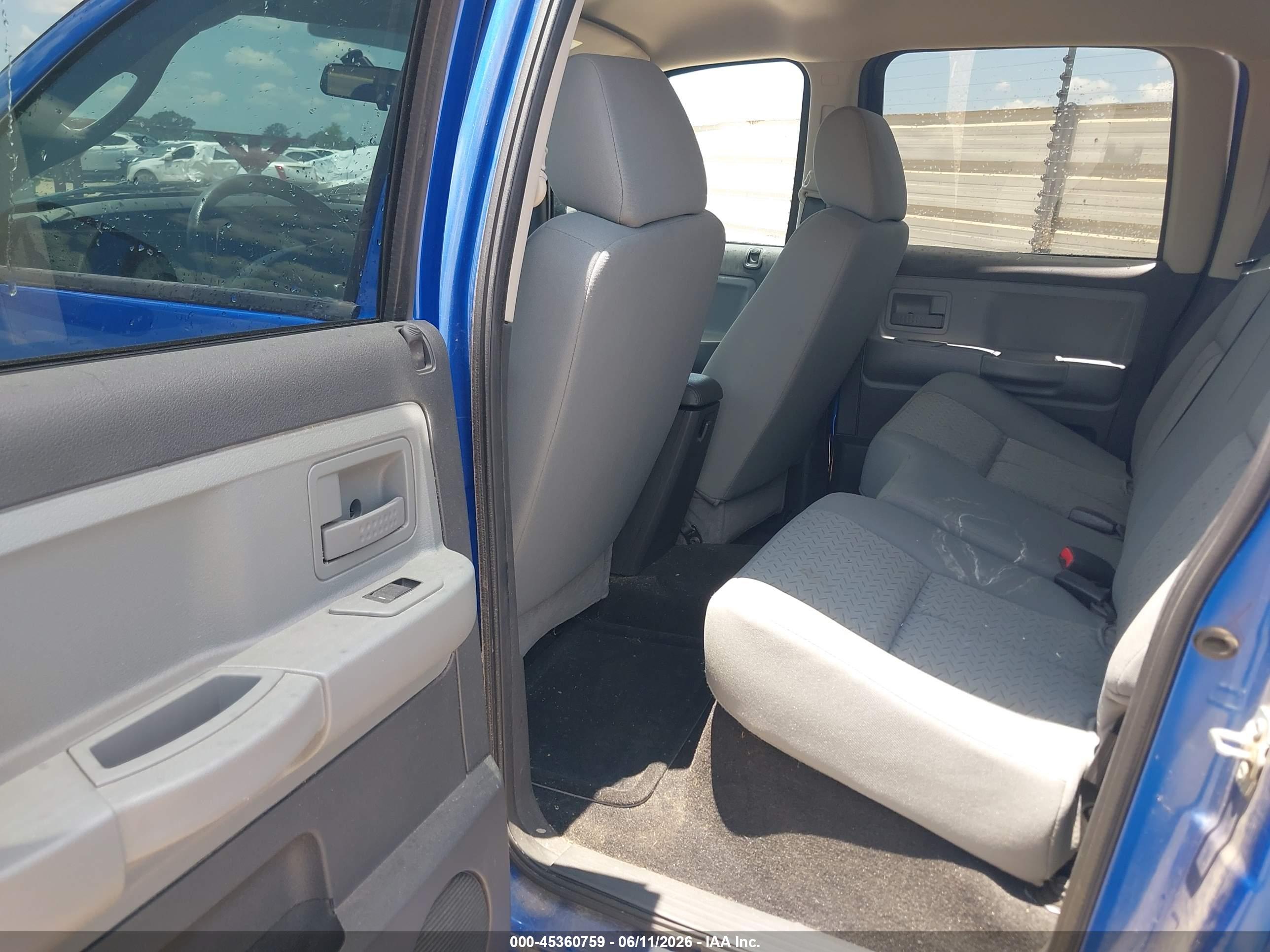 DODGE DAKOTA image 8