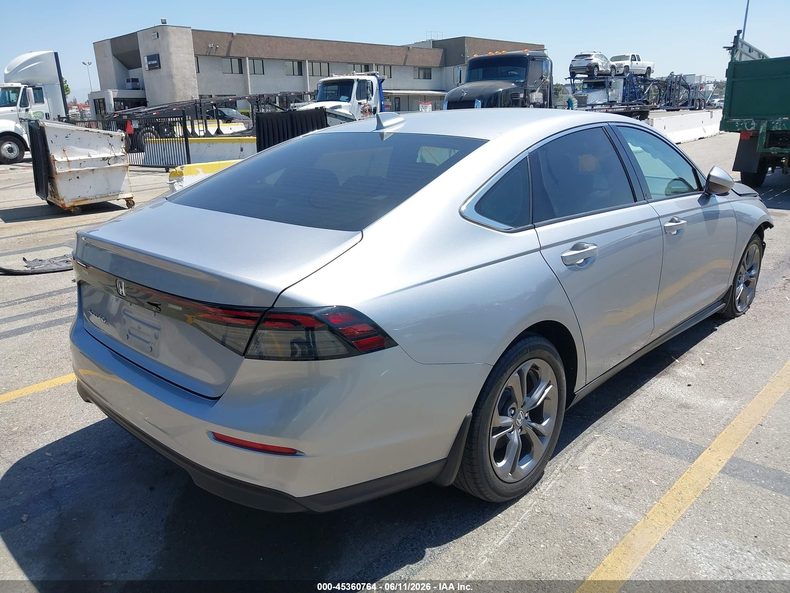 HONDA ACCORD image 4
