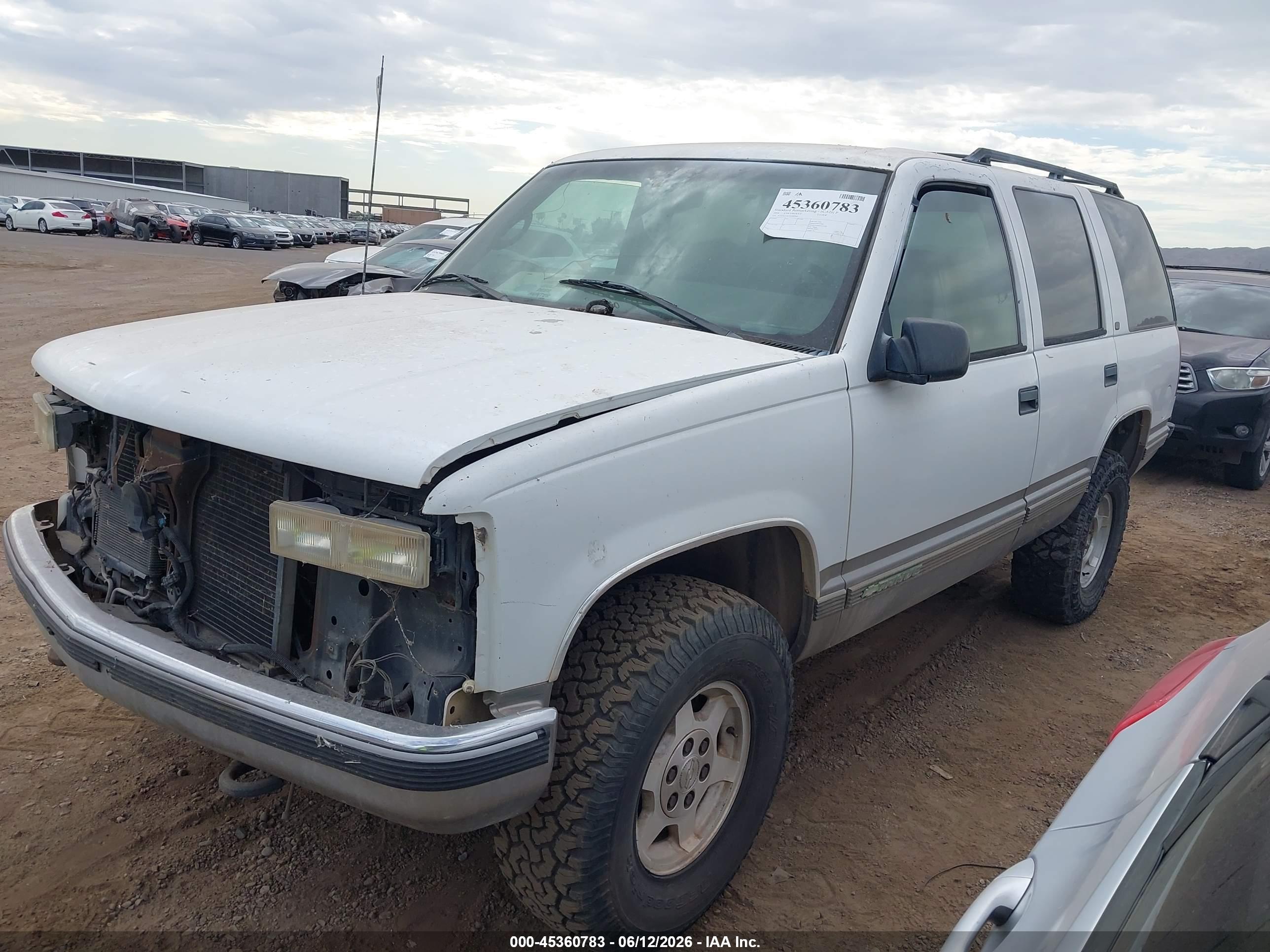 CHEVROLET TAHOE image 2