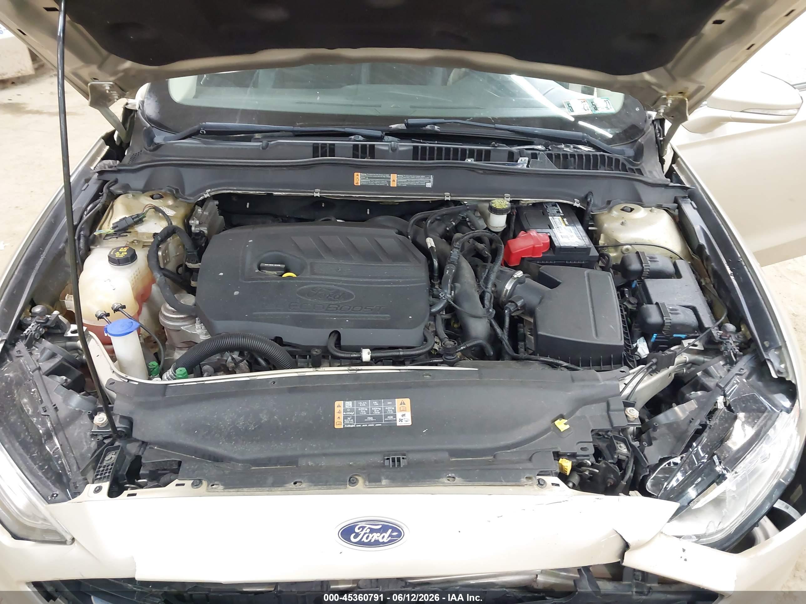FORD FUSION image 10