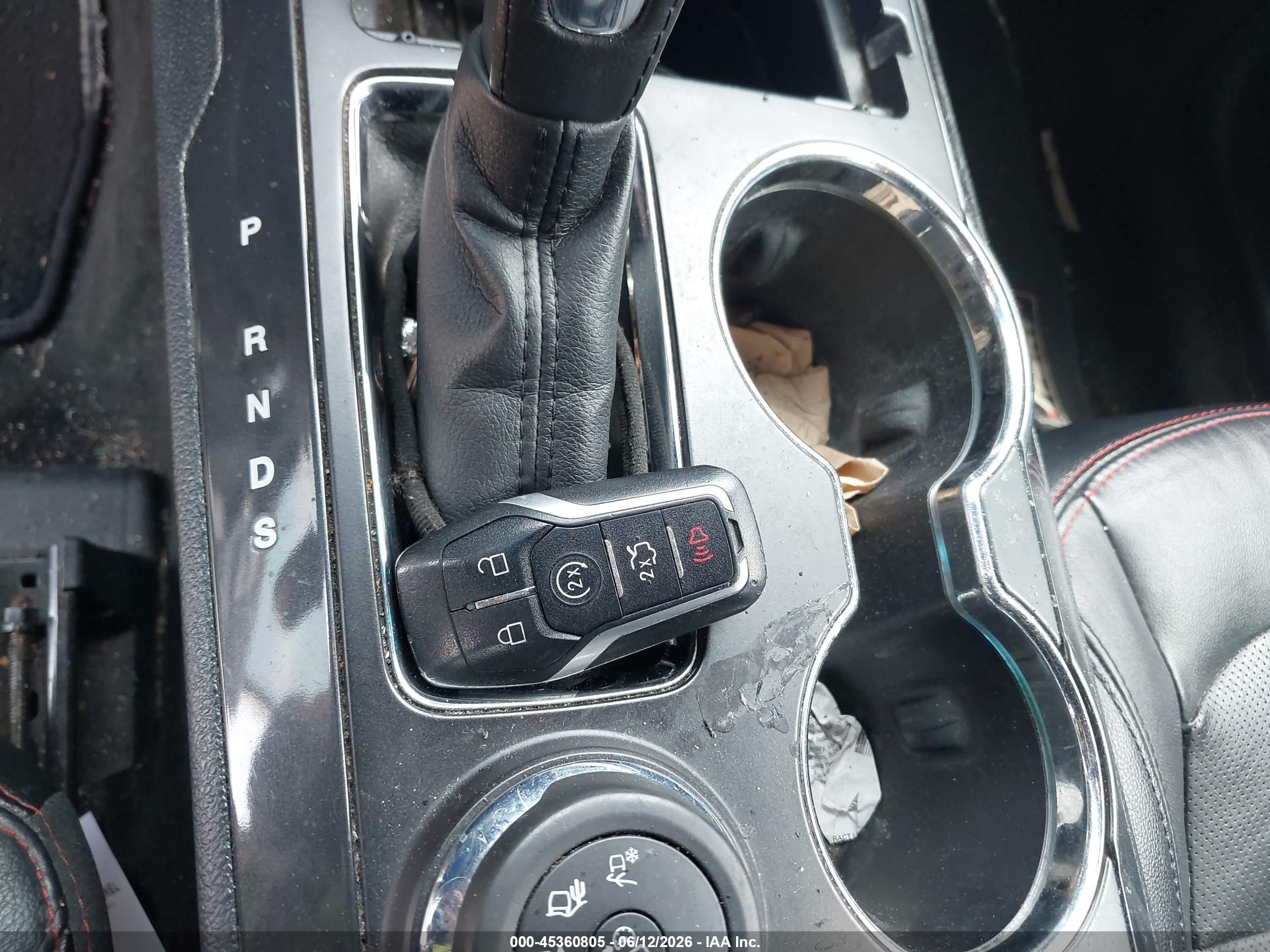 FORD EXPLORER image 11