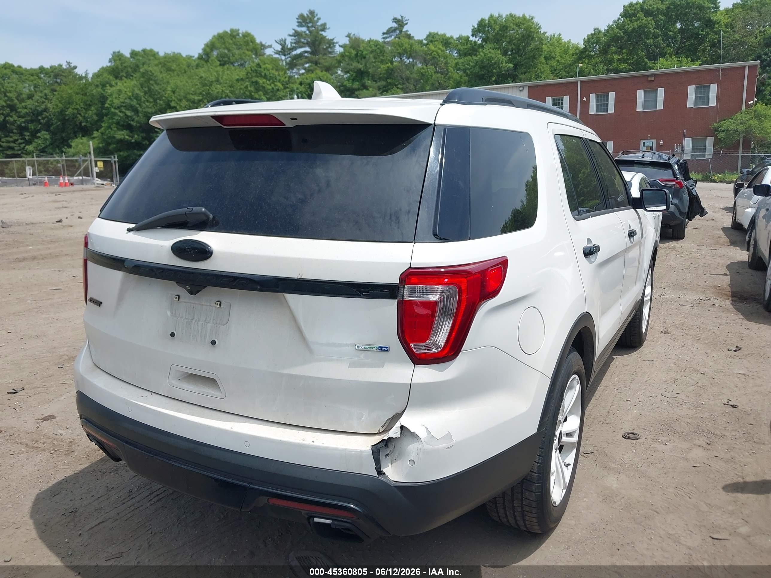 FORD EXPLORER image 4