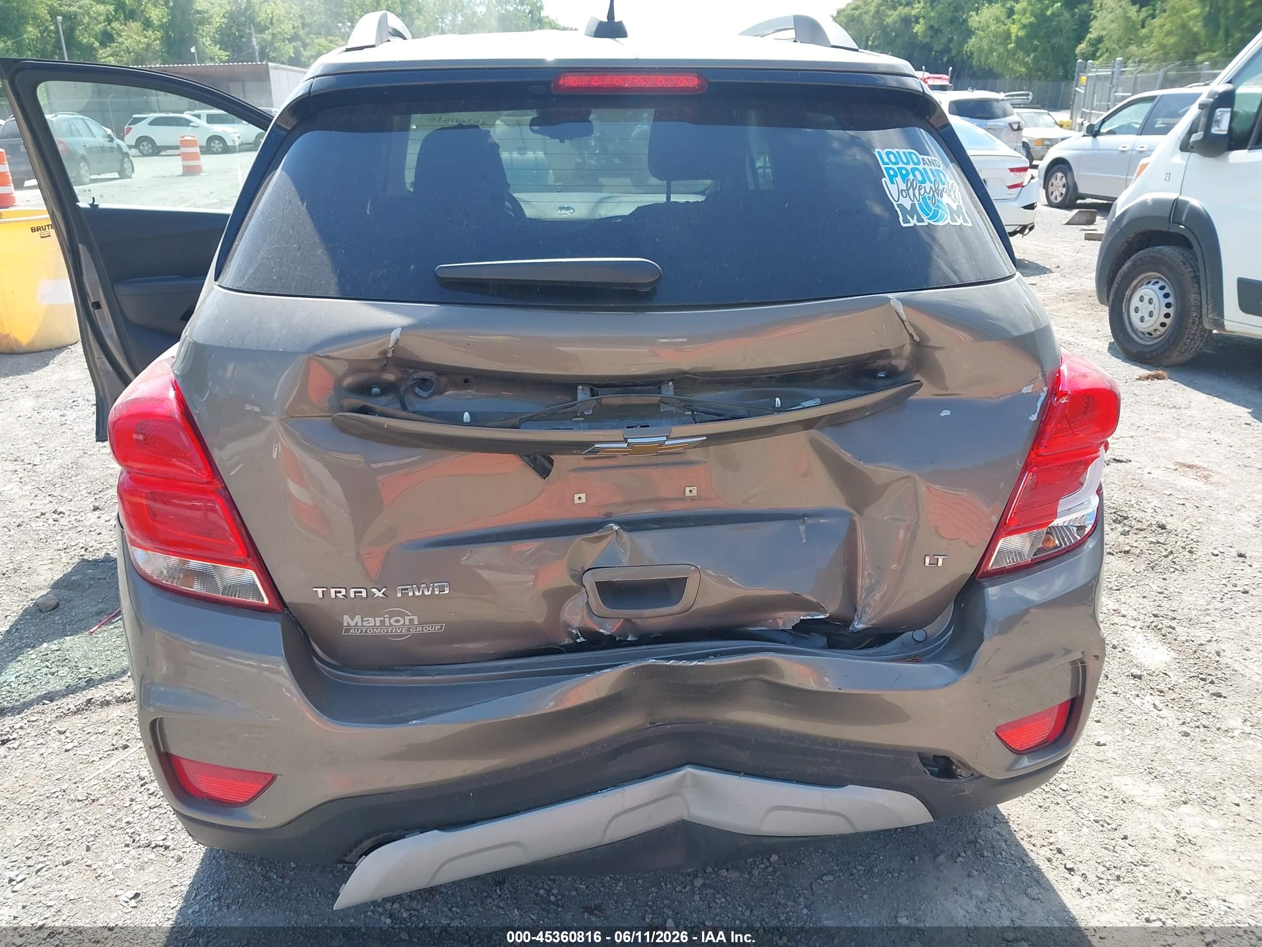 CHEVROLET TRAX image 6