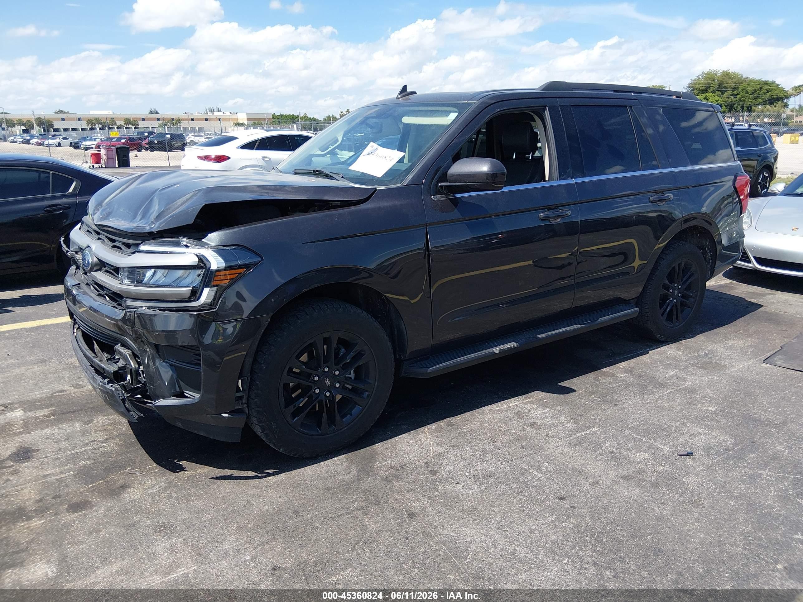 FORD EXPEDITION image 2