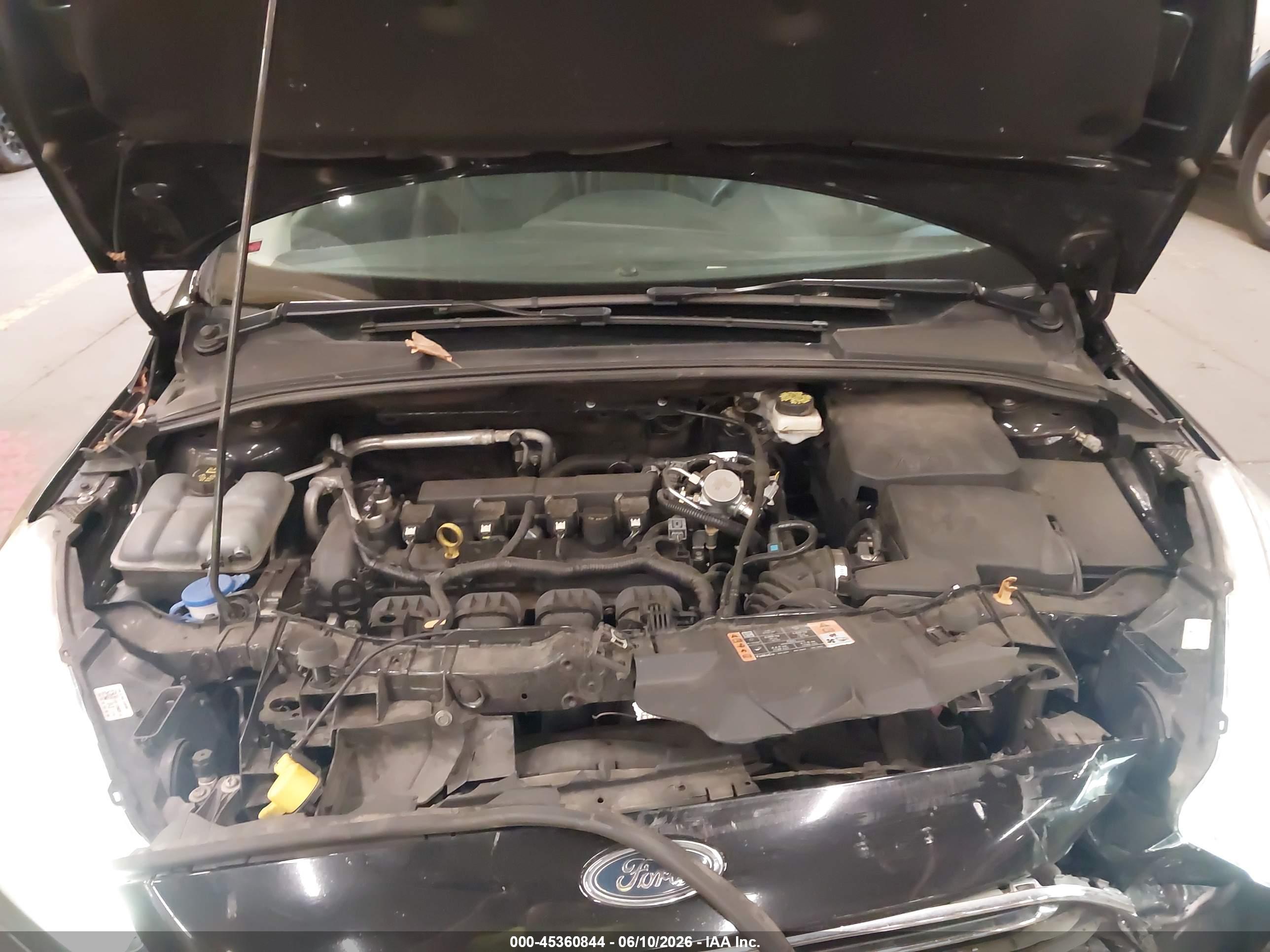 FORD FOCUS image 10