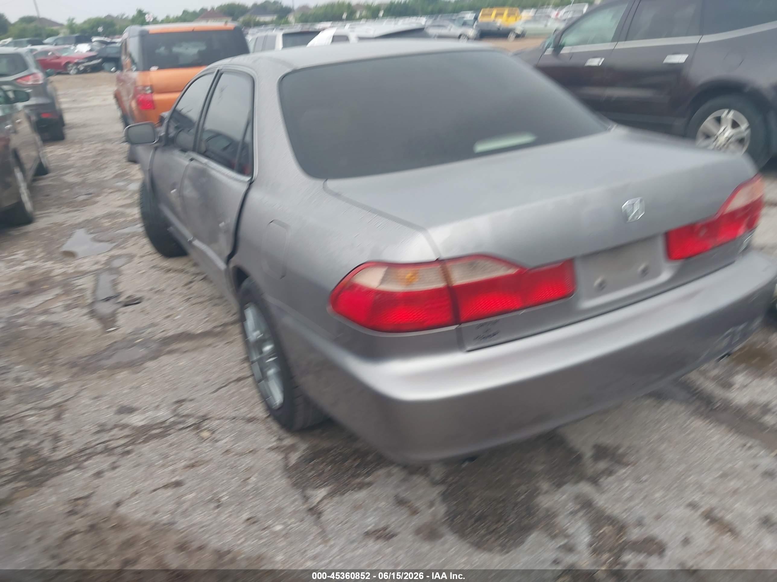 HONDA ACCORD image 3