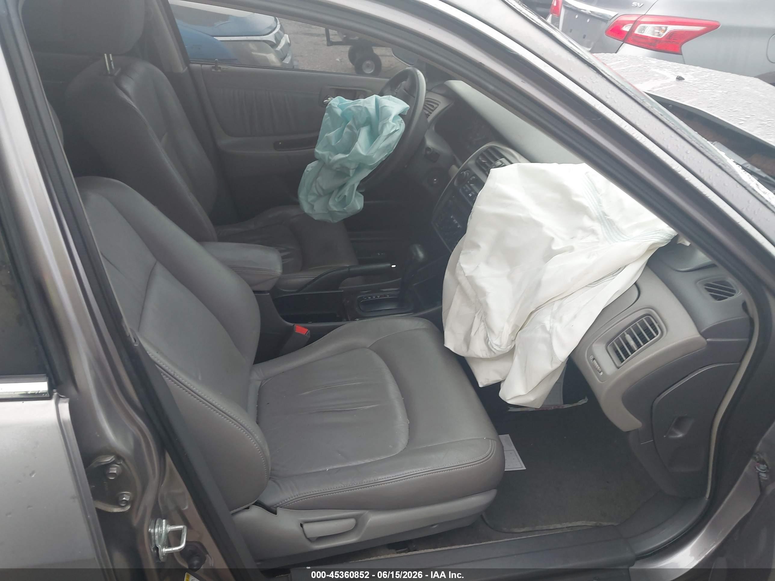 HONDA ACCORD image 5