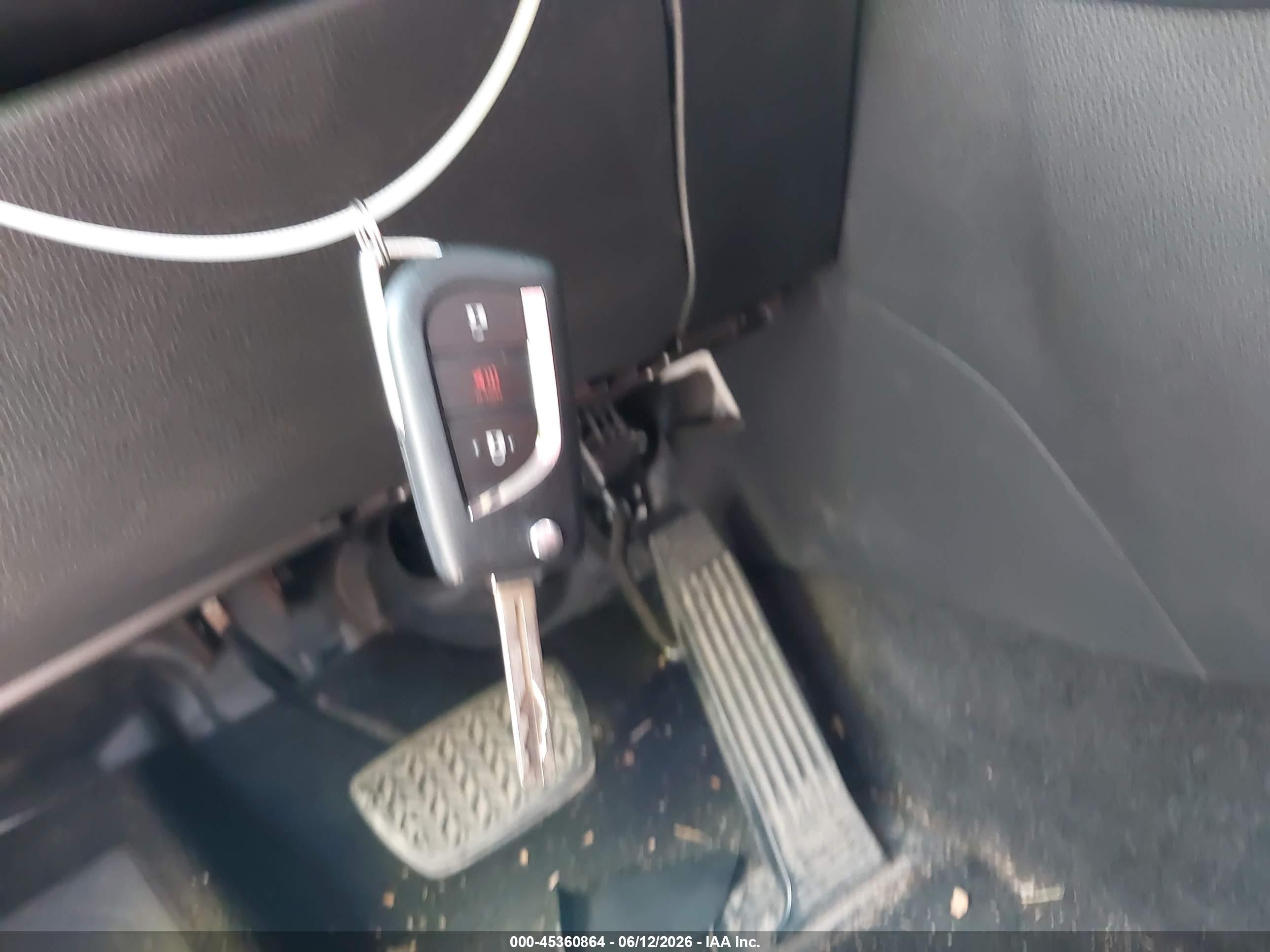 TOYOTA RAV4 image 11