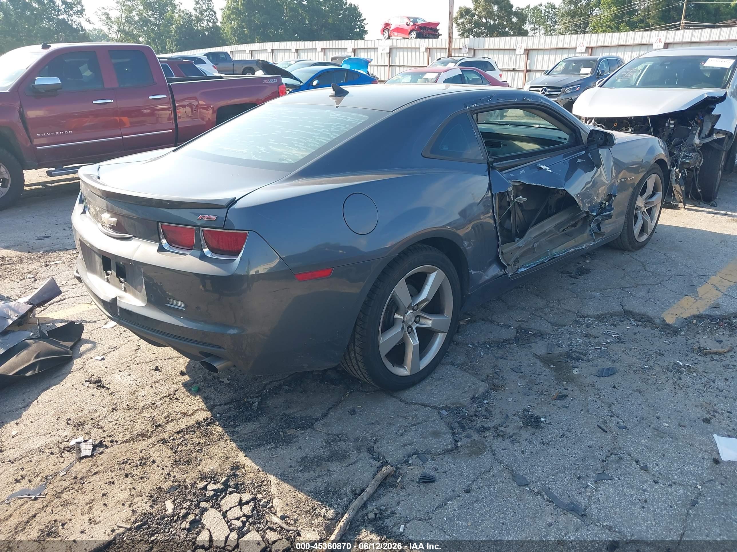 CHEVROLET CAMARO image 4