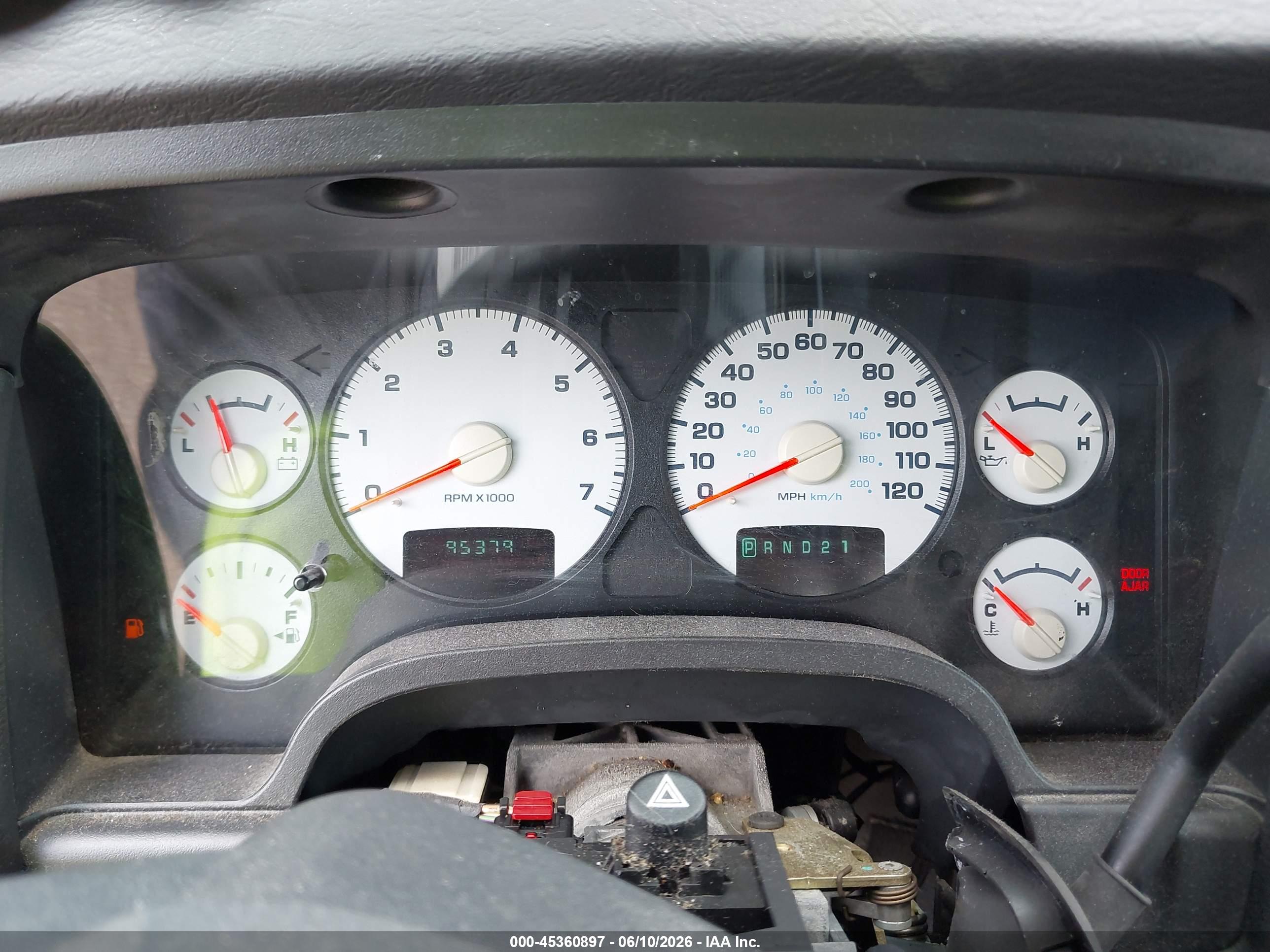 DODGE RAM image 7