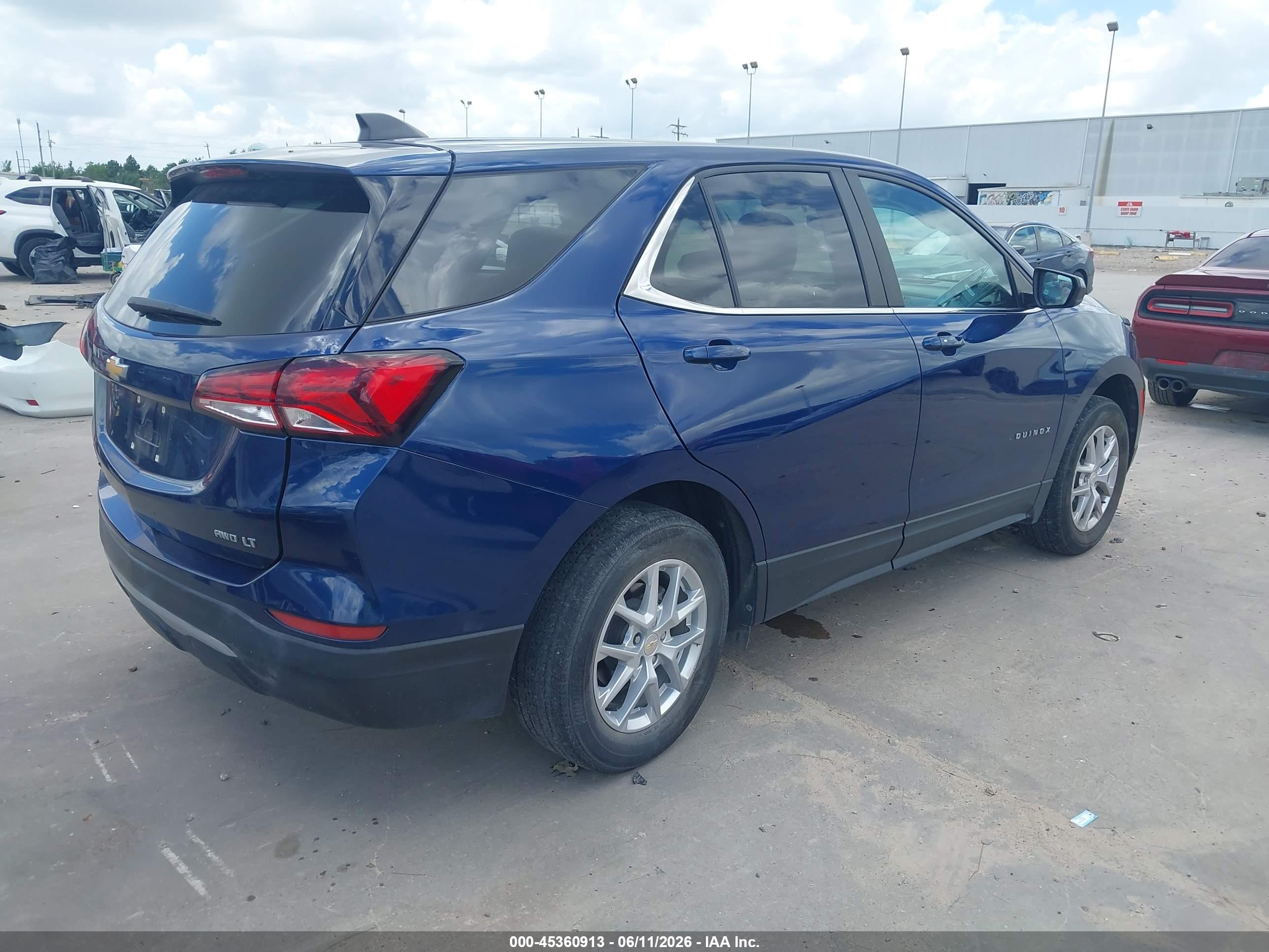 CHEVROLET EQUINOX image 4