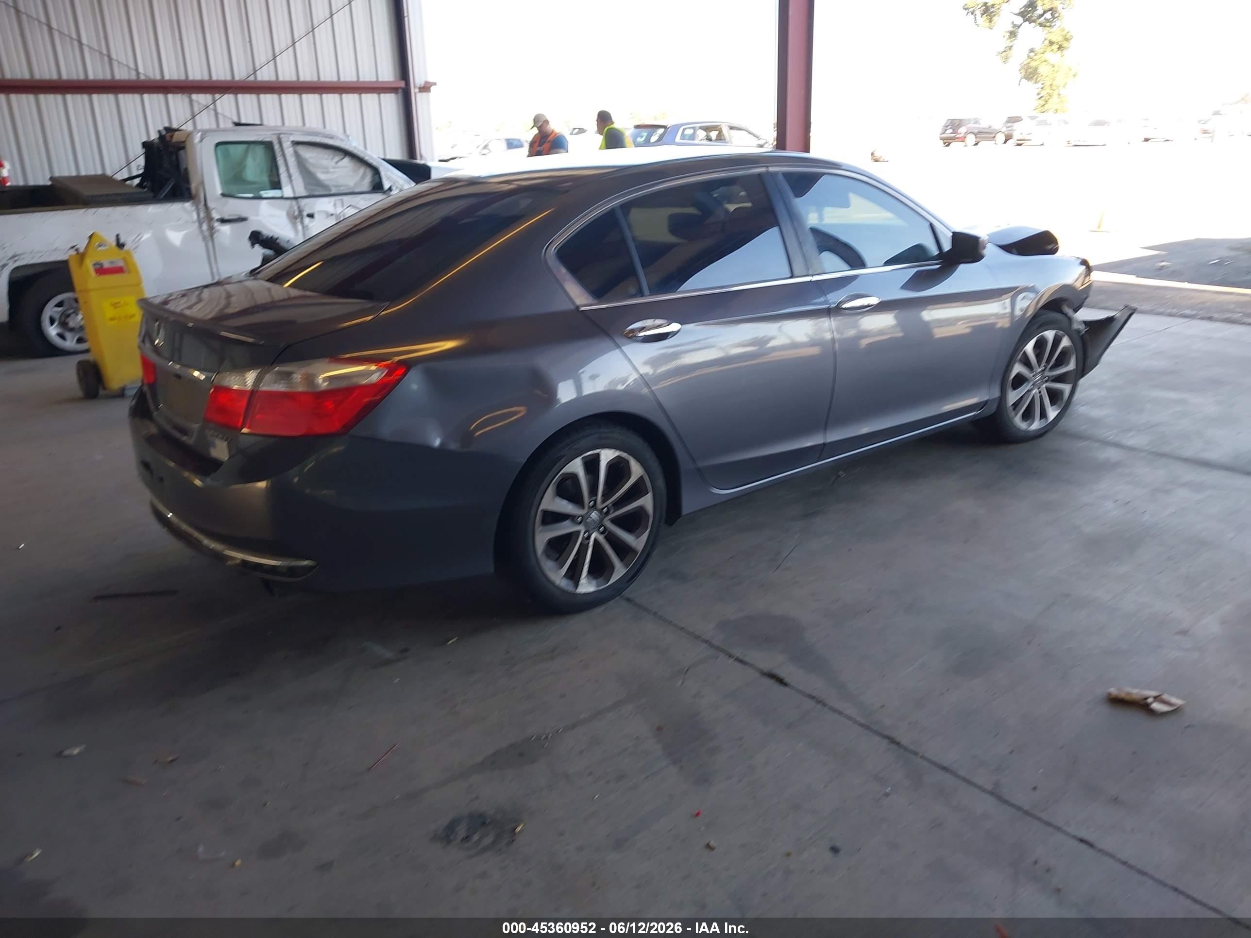 HONDA ACCORD image 4