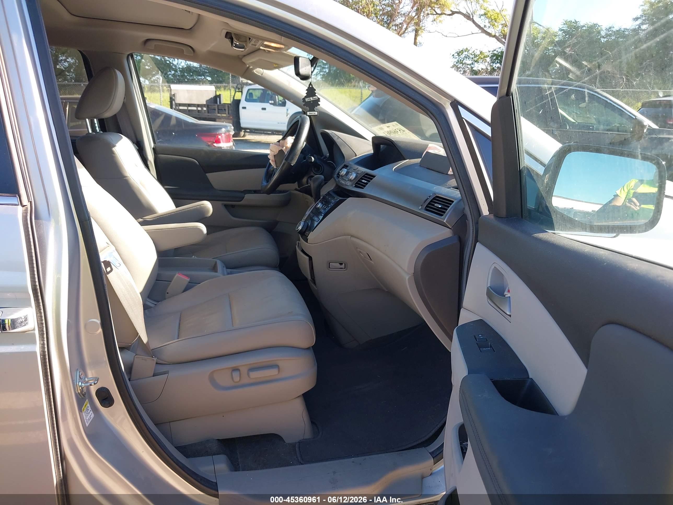HONDA ODYSSEY image 5