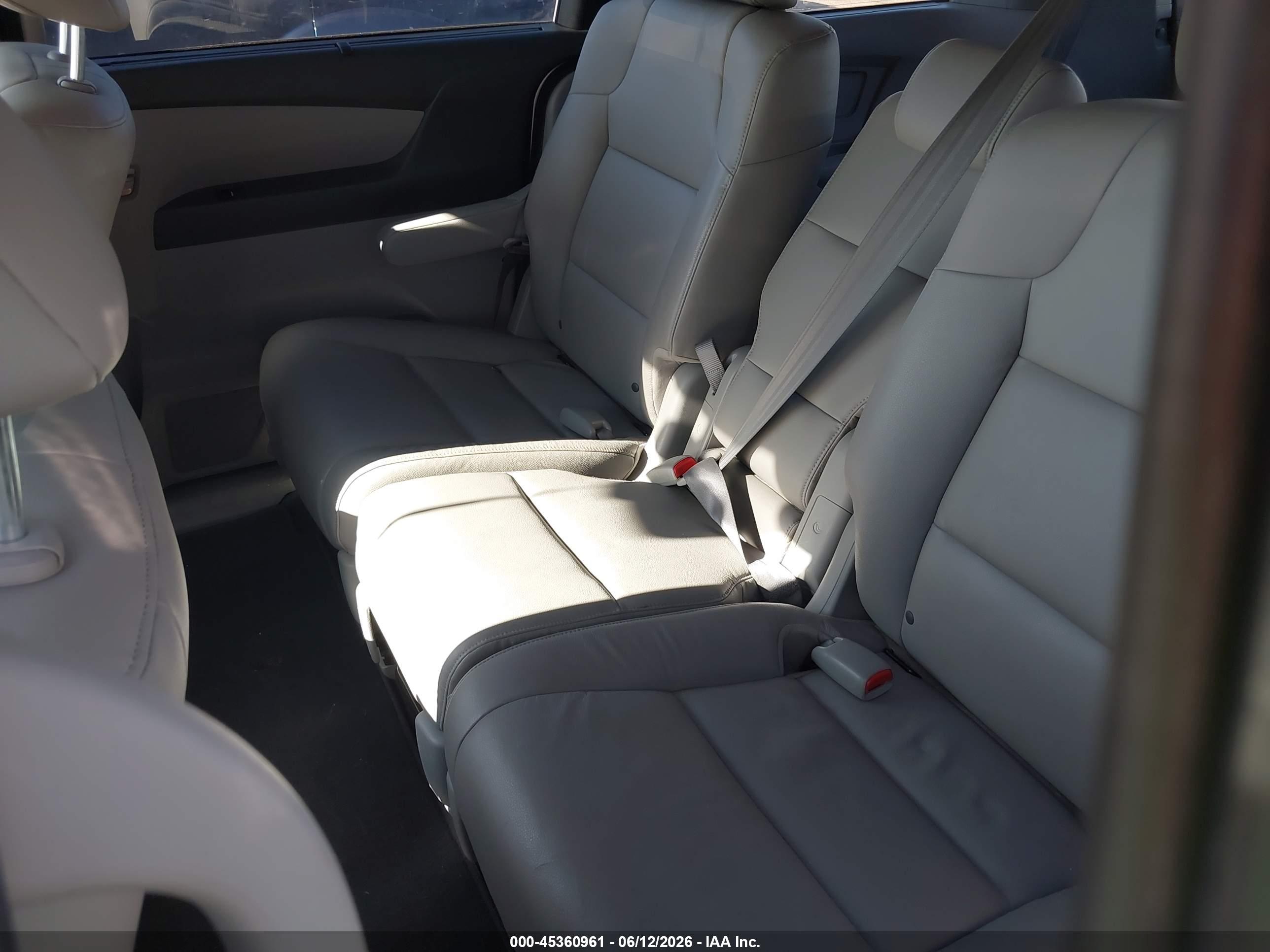HONDA ODYSSEY image 8