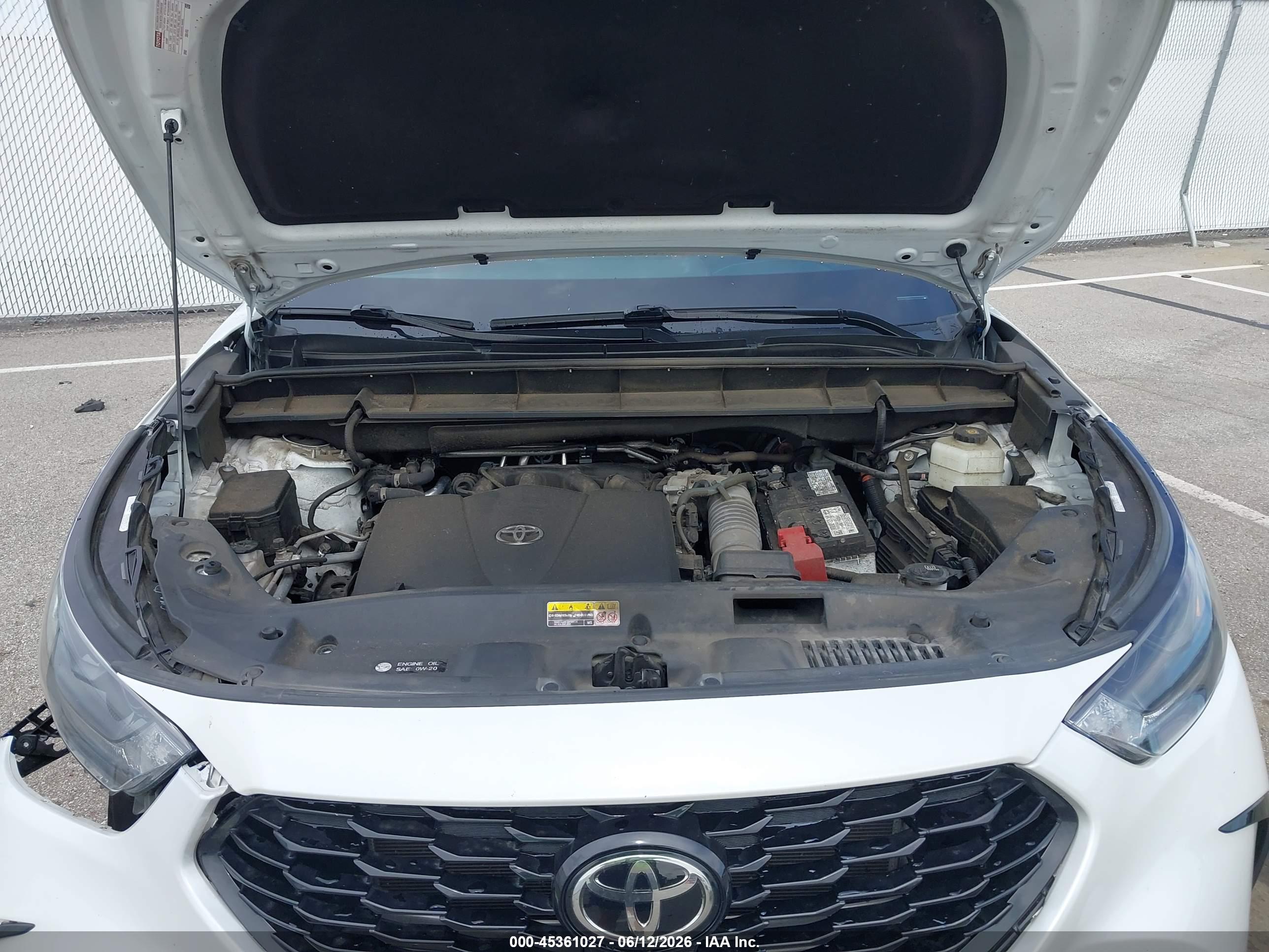 TOYOTA HIGHLANDER image 10