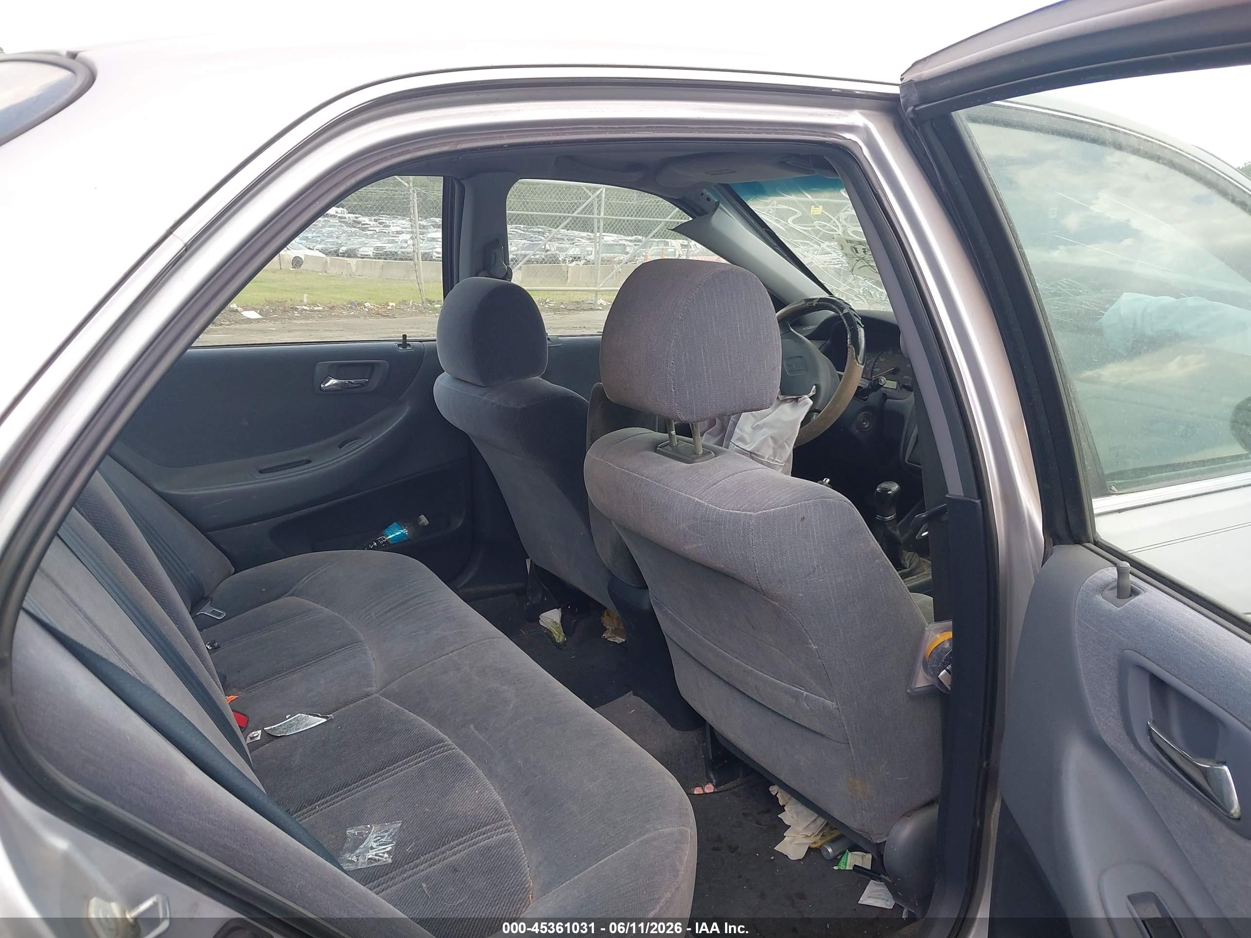 HONDA ACCORD image 8